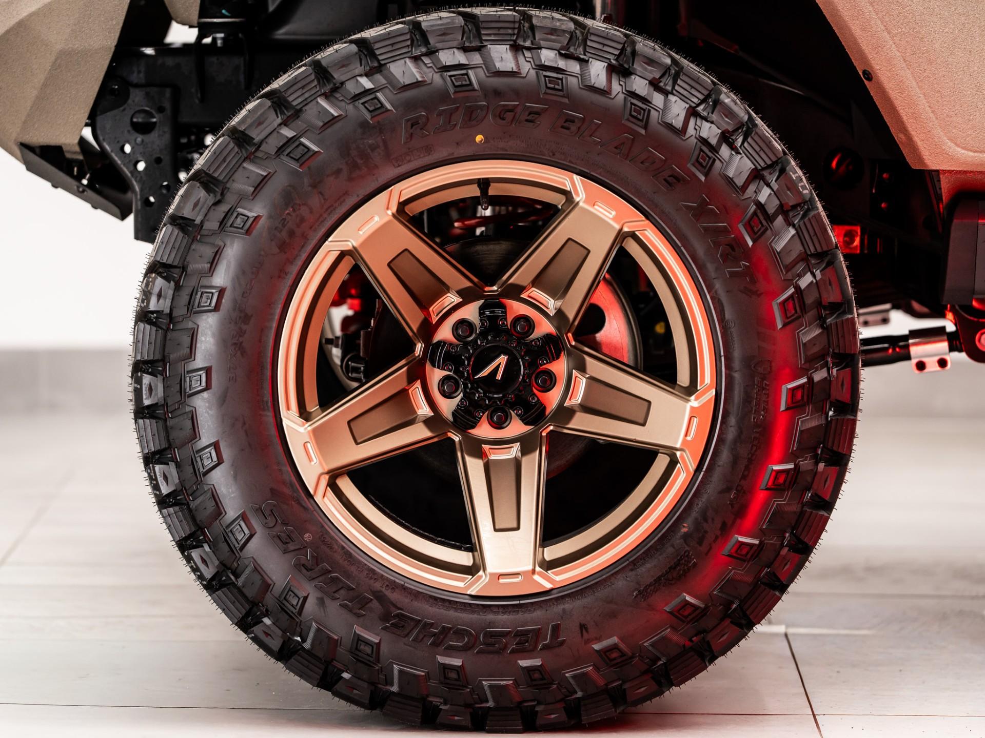 2026 JEEP WRANGLER 4X4 in Tan, photo 21 of 55