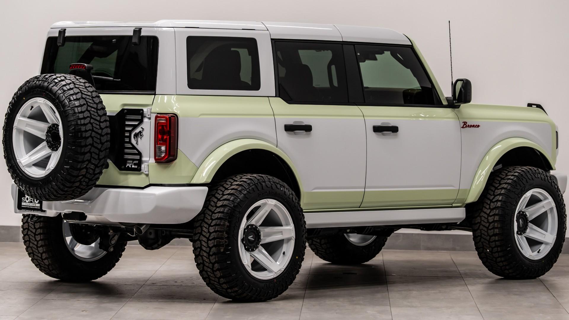 2026 FORD BRONCO 4X4 in Green, photo 11 of 47