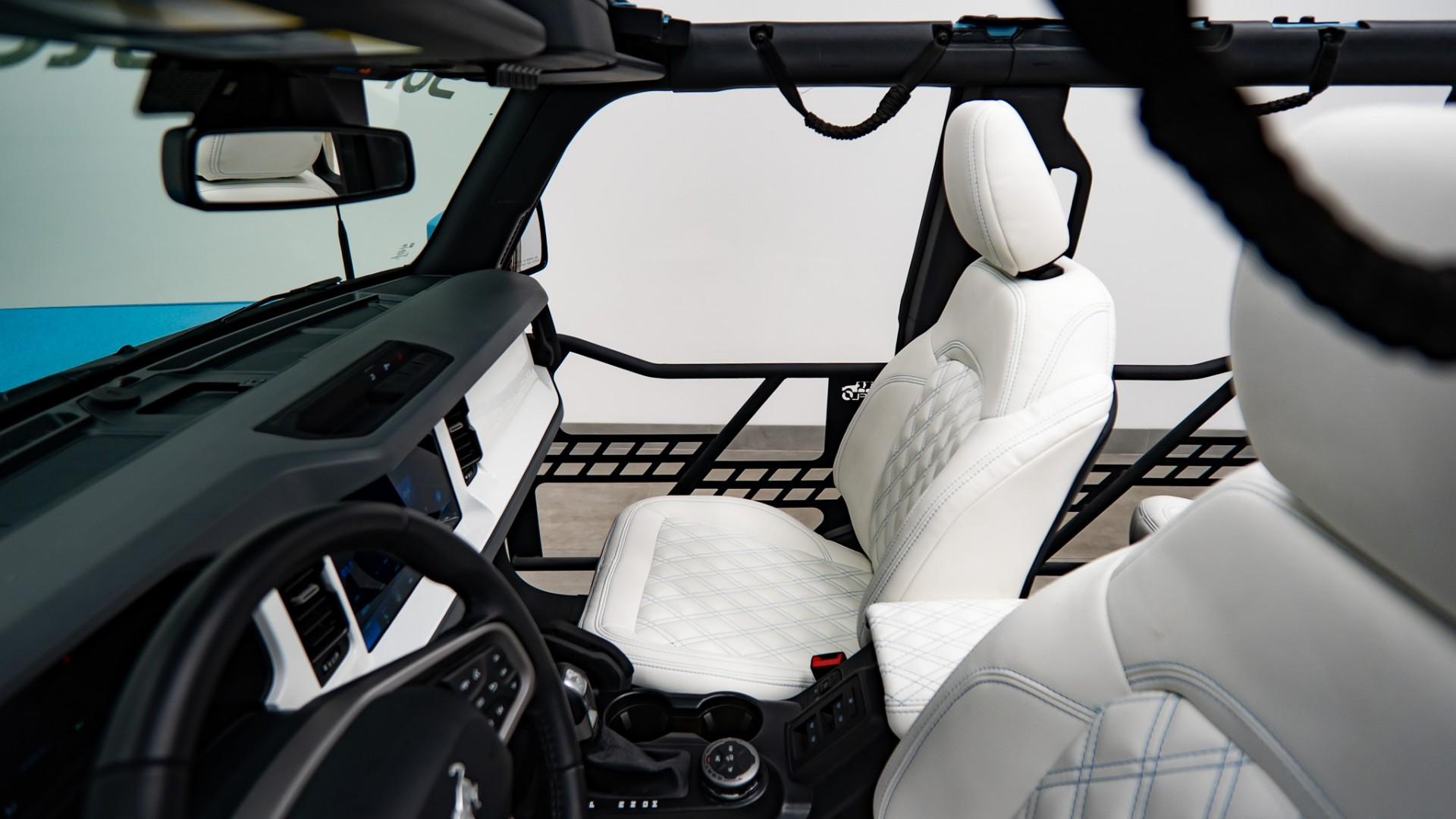 2025 FORD BRONCO 4X4 in Baby Blue, photo 37 of 50
