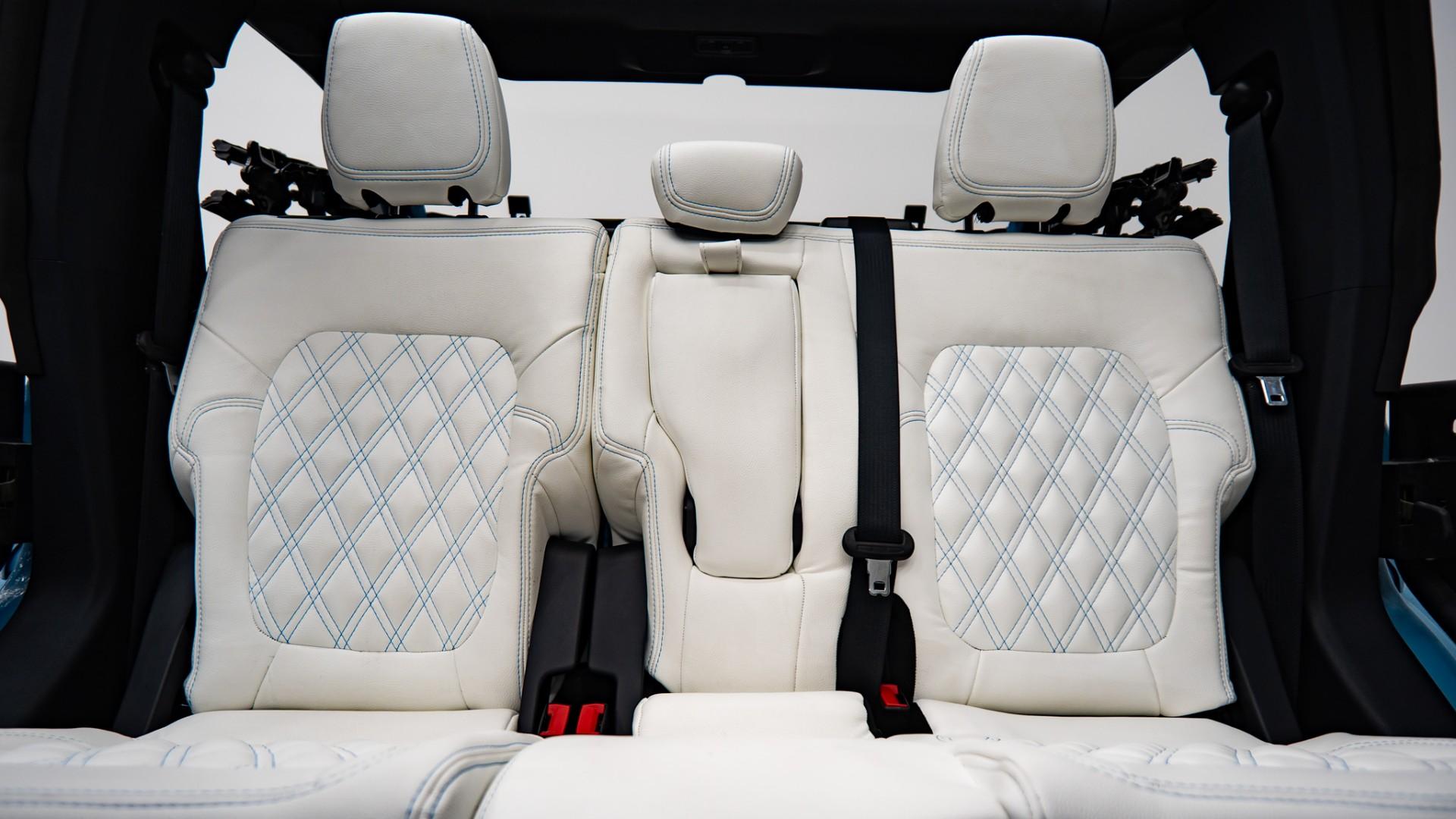 2025 FORD BRONCO 4X4 in Baby Blue, photo 39 of 50