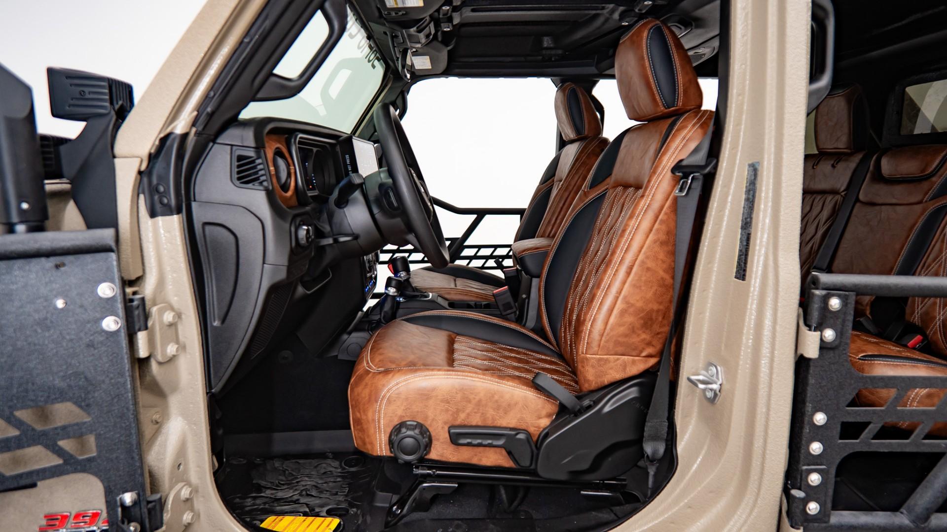 2026 JEEP WRANGLER 4X4 in Tan, photo 35 of 58