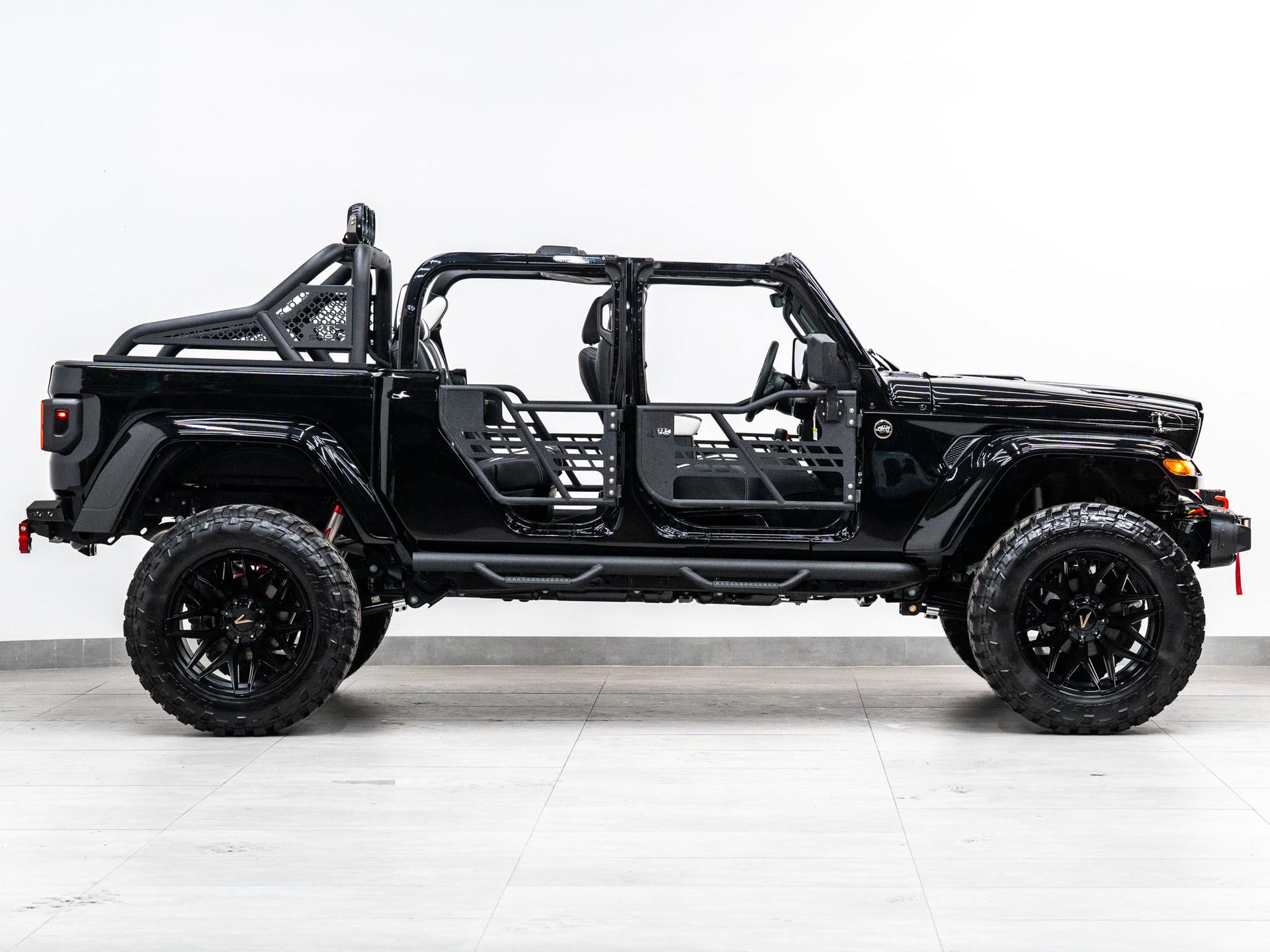 2026 JEEP GLADIATOR 4X4 in Black Clearcoat, photo 30 of 57