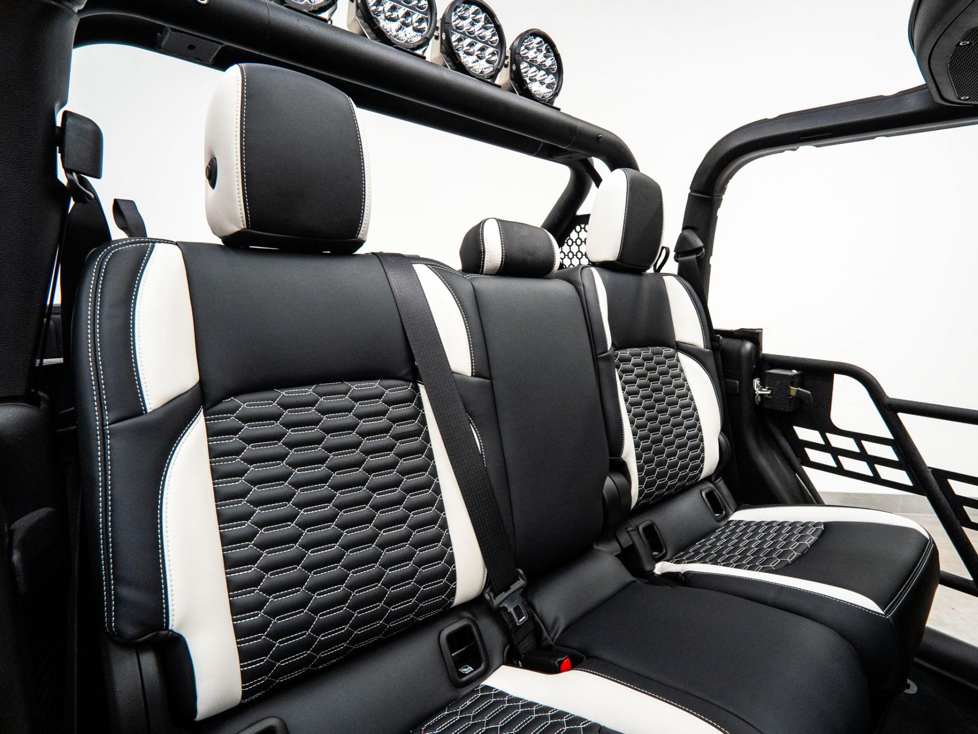 2026 JEEP GLADIATOR 4X4 in Black Clearcoat, photo 42 of 57