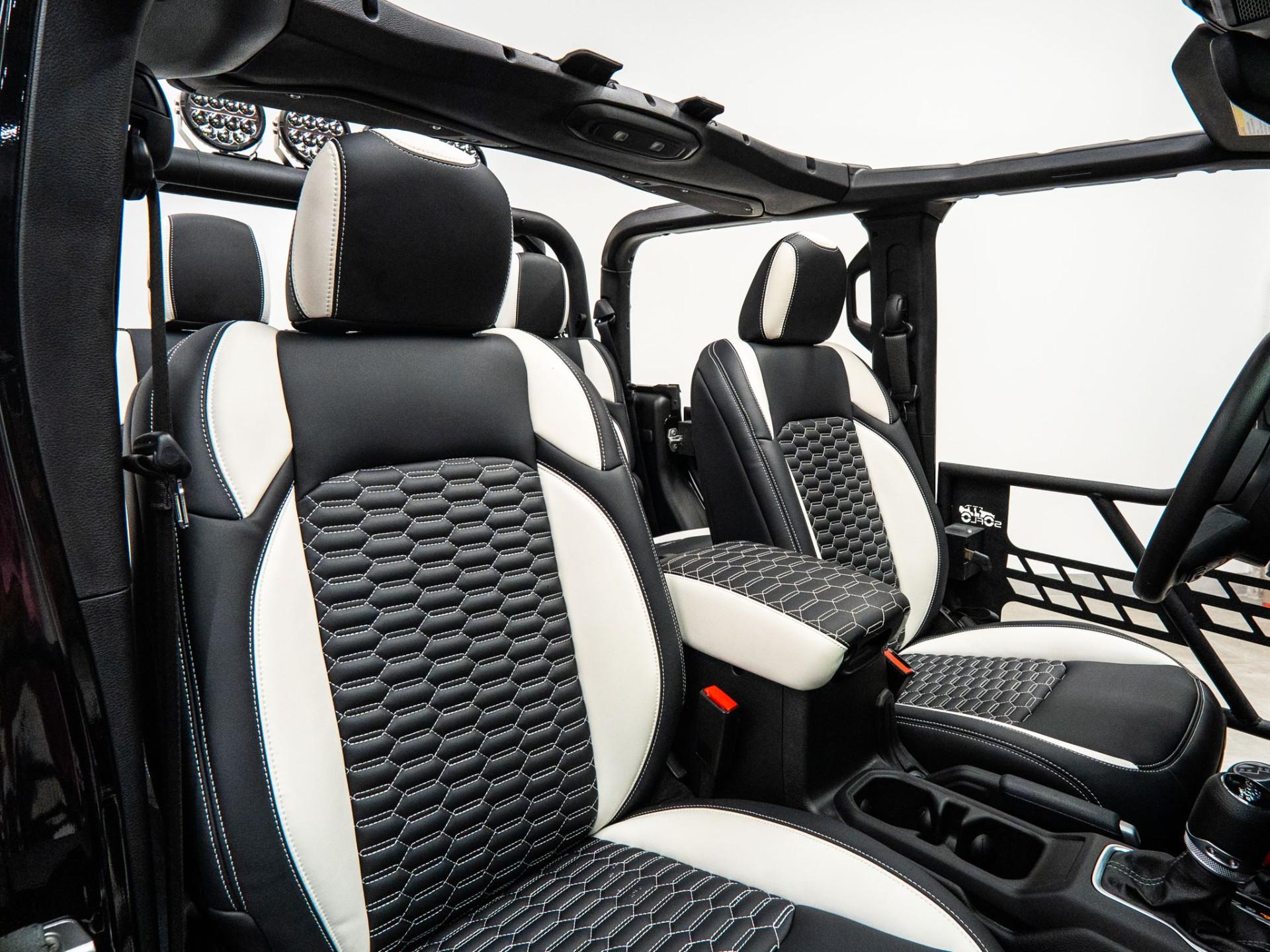 2026 JEEP GLADIATOR 4X4 in Black Clearcoat, photo 39 of 57