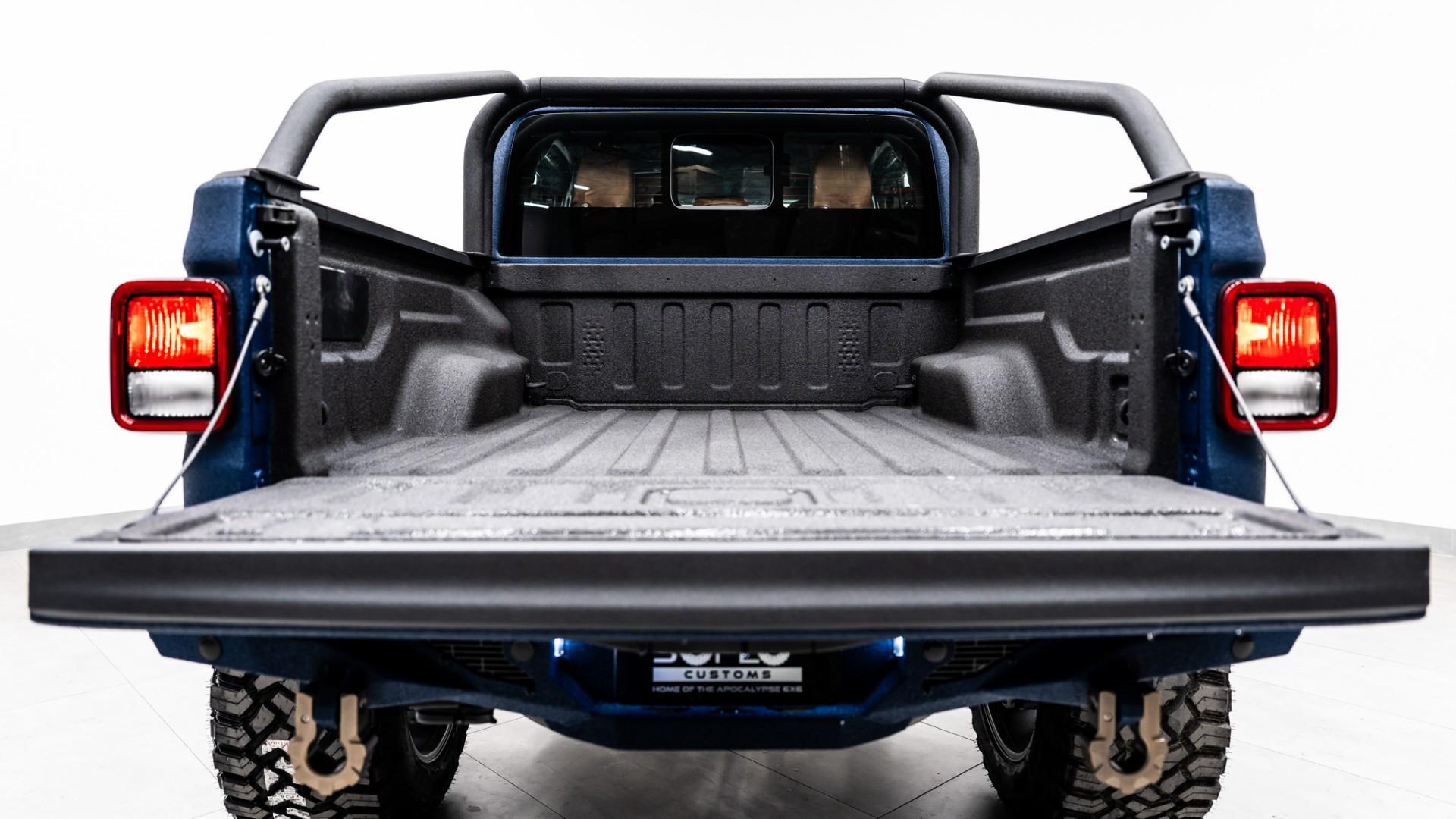 2026 JEEP GLADIATOR 4X4 in Navy, photo 11 of 60