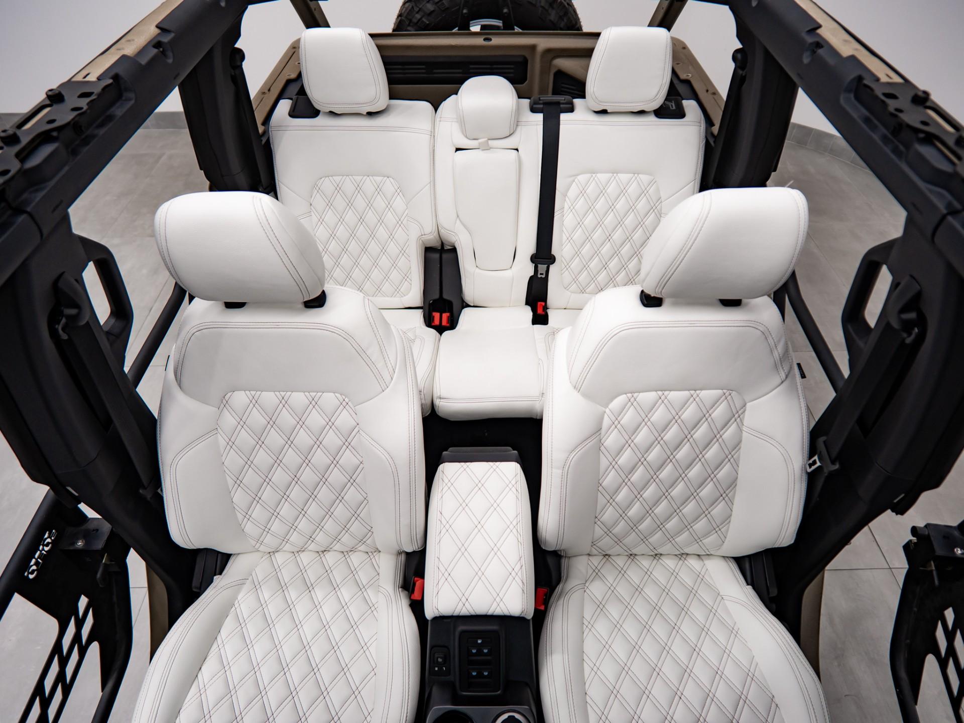 2026 FORD BRONCO 4X4 in Tan, photo 42 of 54