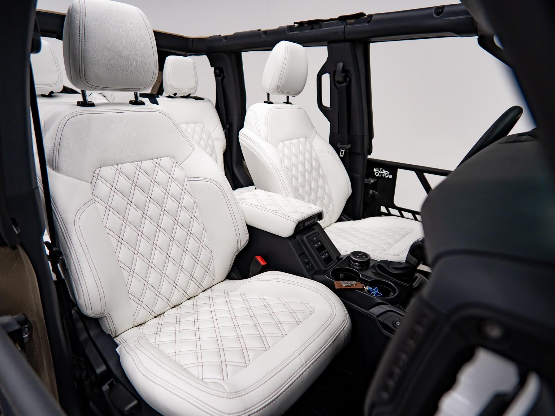 2026 FORD BRONCO 4X4 in Tan, photo 43 of 54