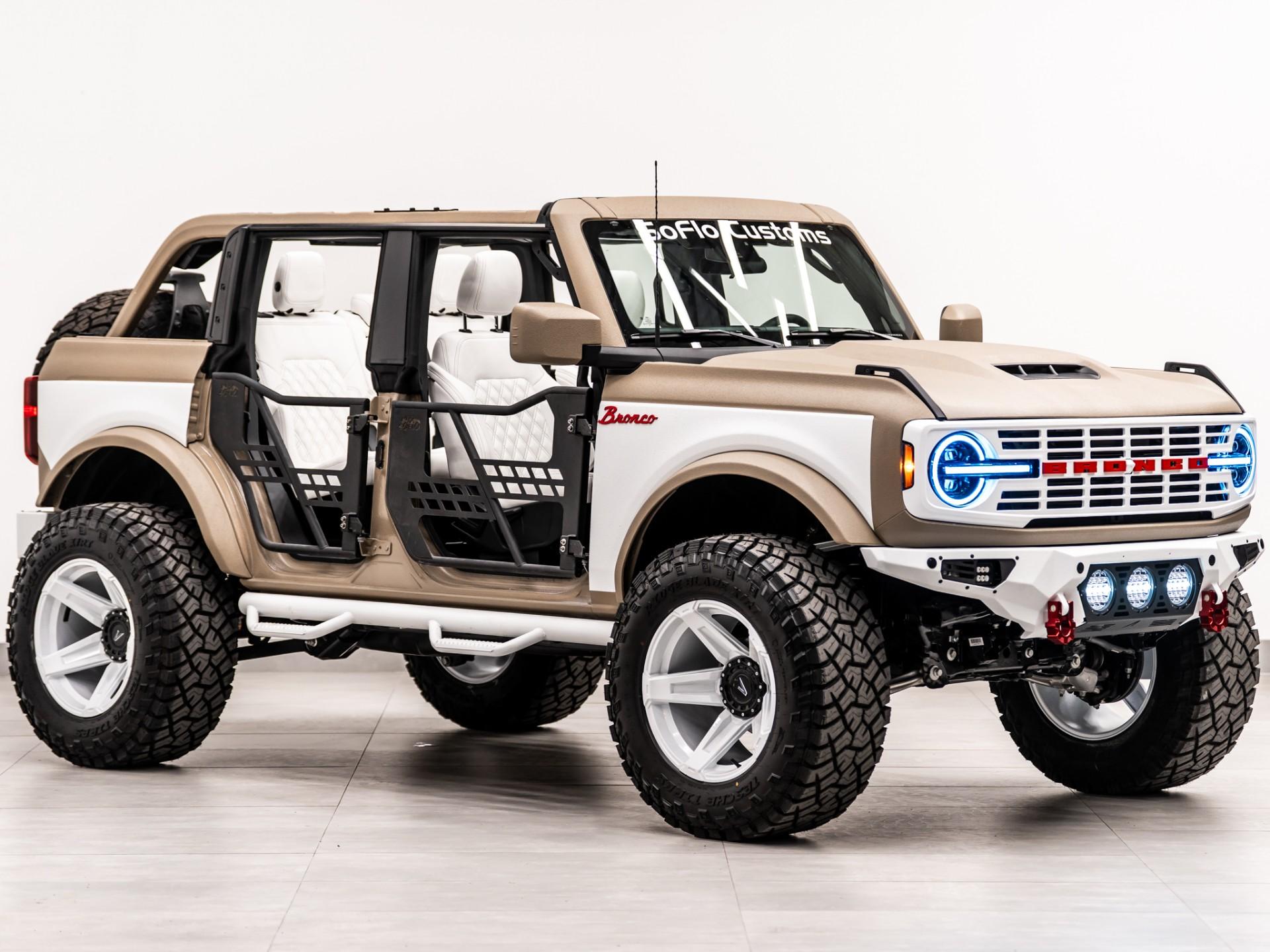 2026 FORD BRONCO 4X4 in Tan, photo 16 of 54