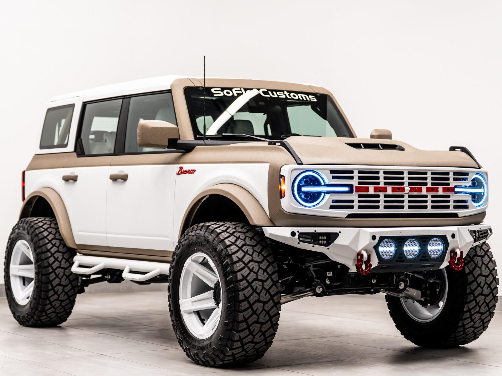 2026 FORD BRONCO 4X4 in Tan, photo 6 of 54