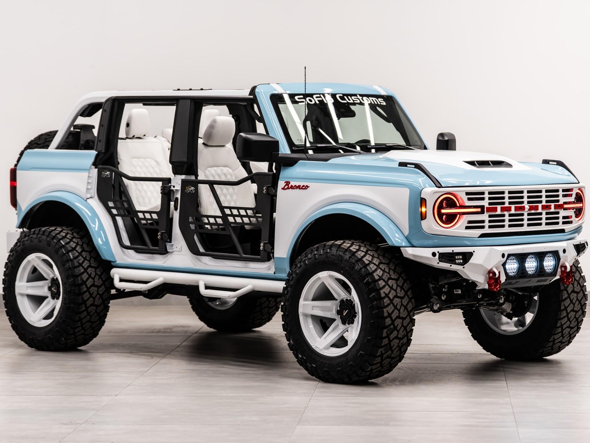 2026 FORD BRONCO 4X4 in Baby Blue, photo 28 of 57