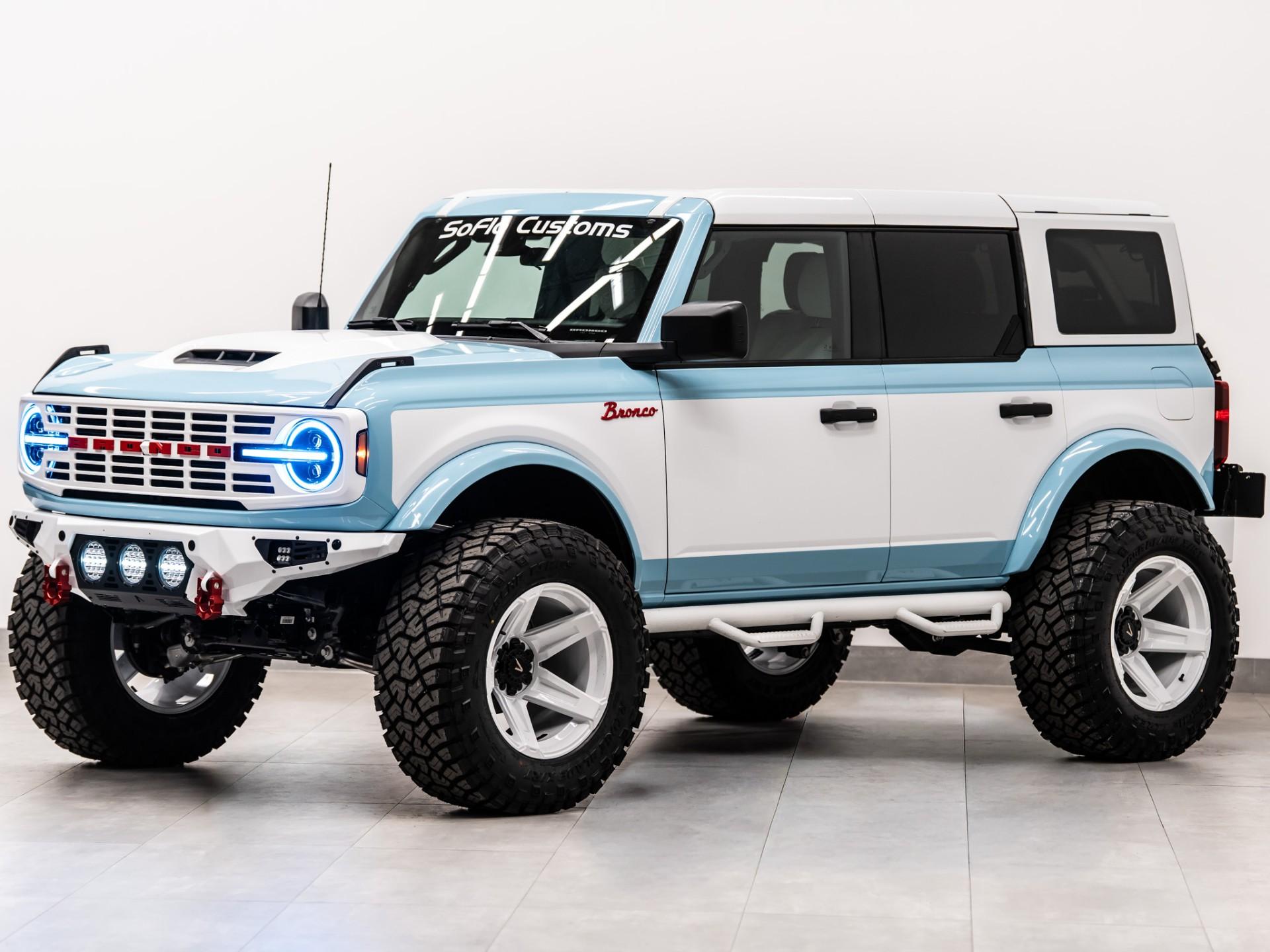 2026 FORD BRONCO 4X4 in Baby Blue, photo 20 of 57