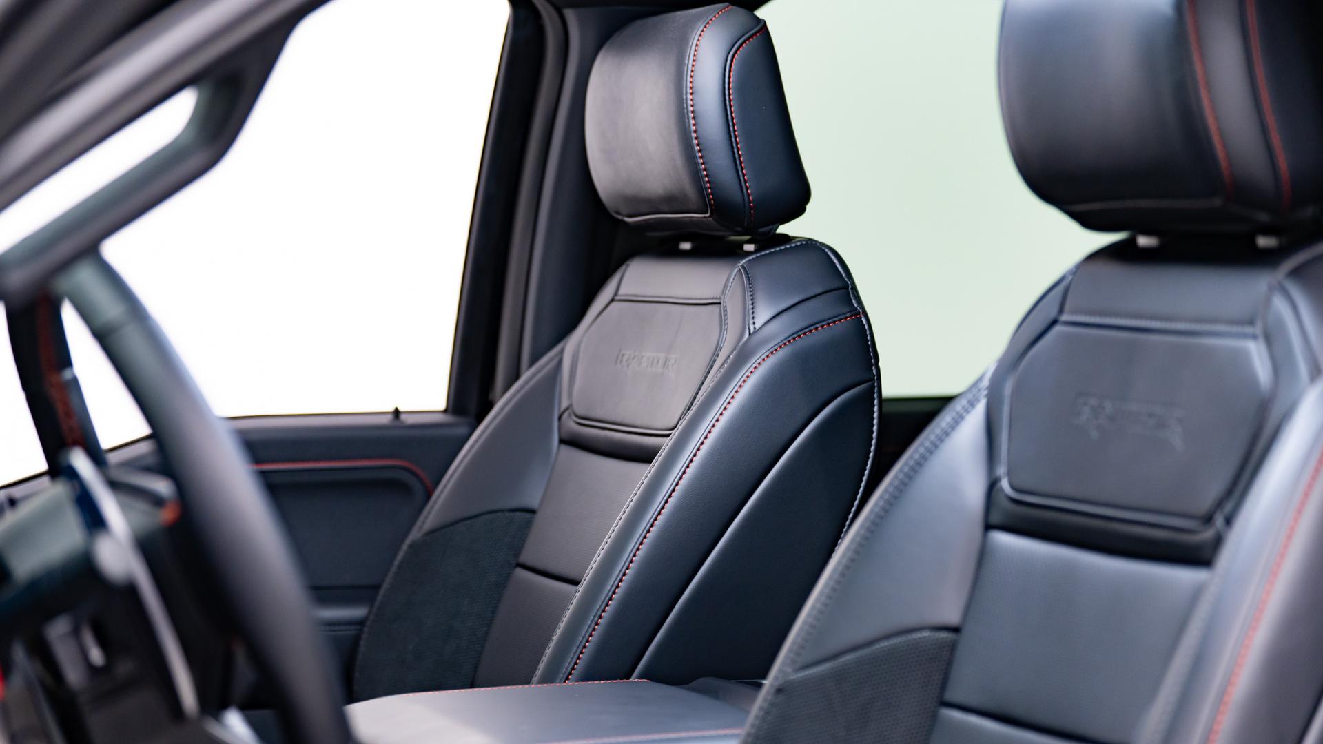 2025 FORD F-150 RAPTOR in Agate Black Metallic, photo 27 of 46
