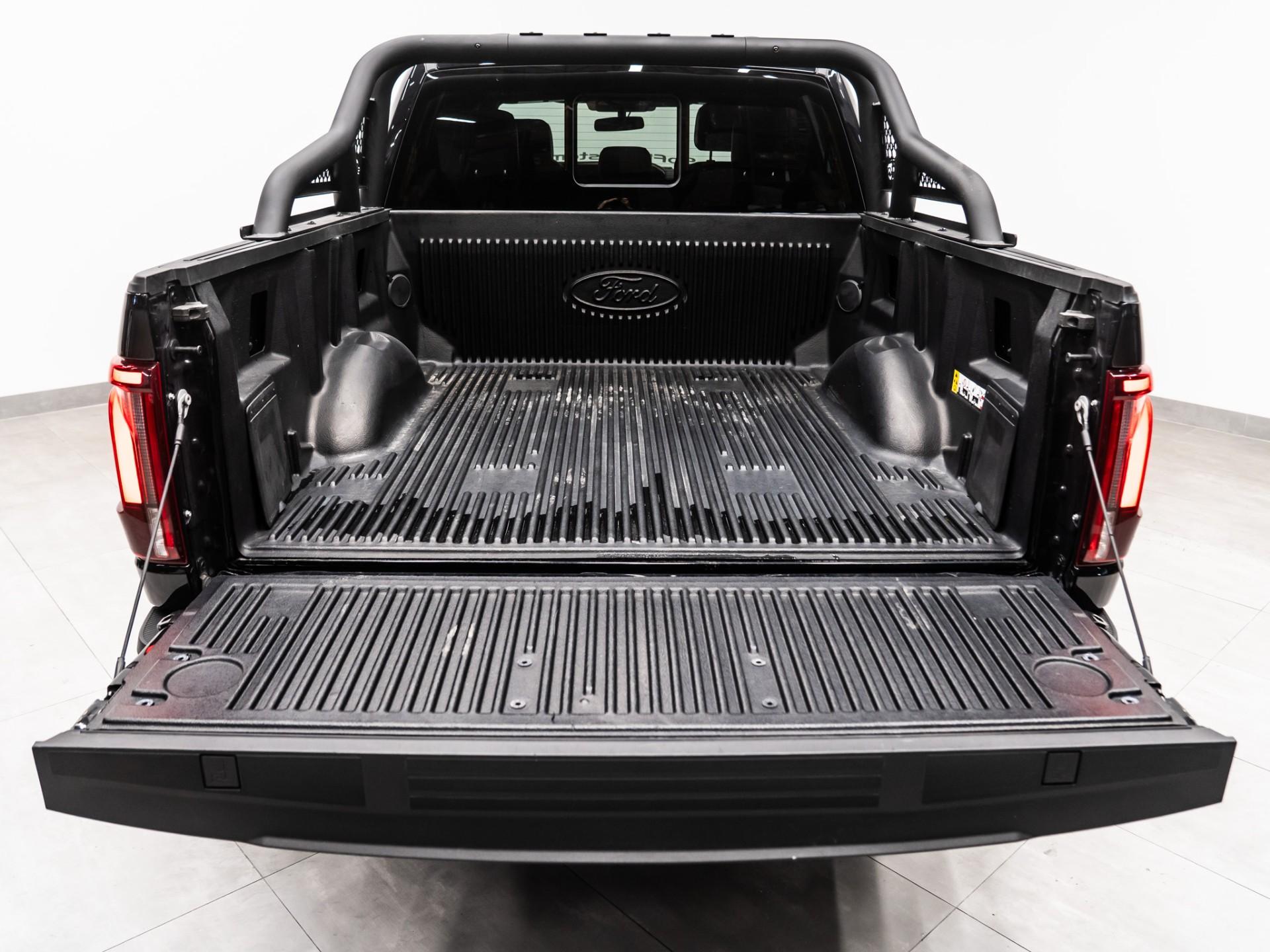2024 FORD F-150 4X4 LARIAT in Agate Black Metallic, photo 11 of 55