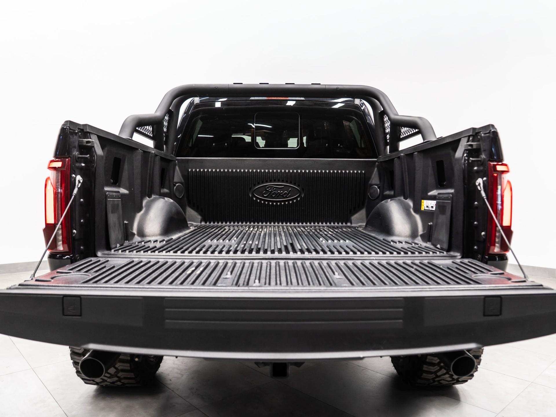 2024 FORD F-150 4X4 LARIAT in Agate Black Metallic, photo 10 of 55