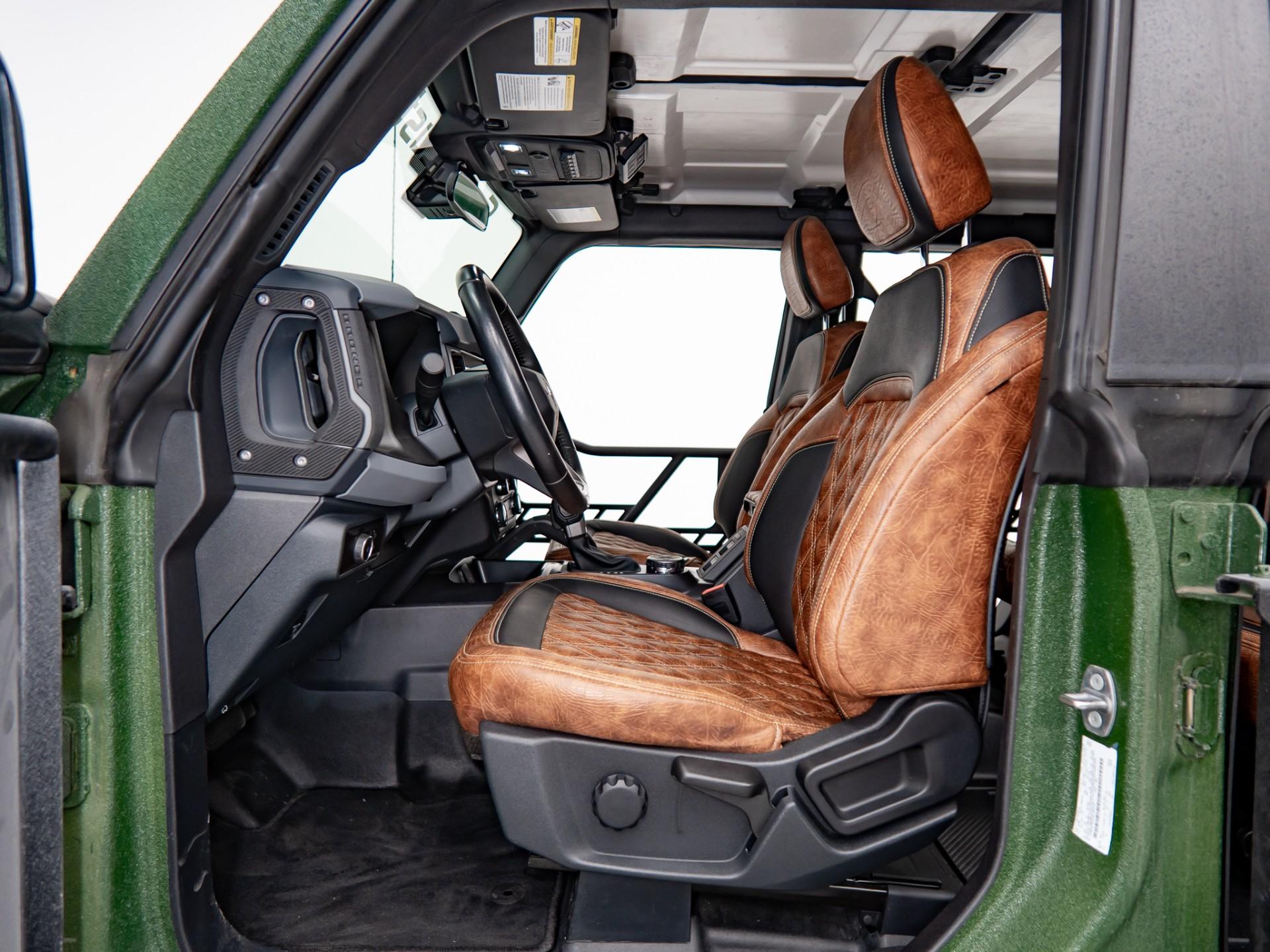 2024 FORD BRONCO 4X4 in Green, photo 16 of 53