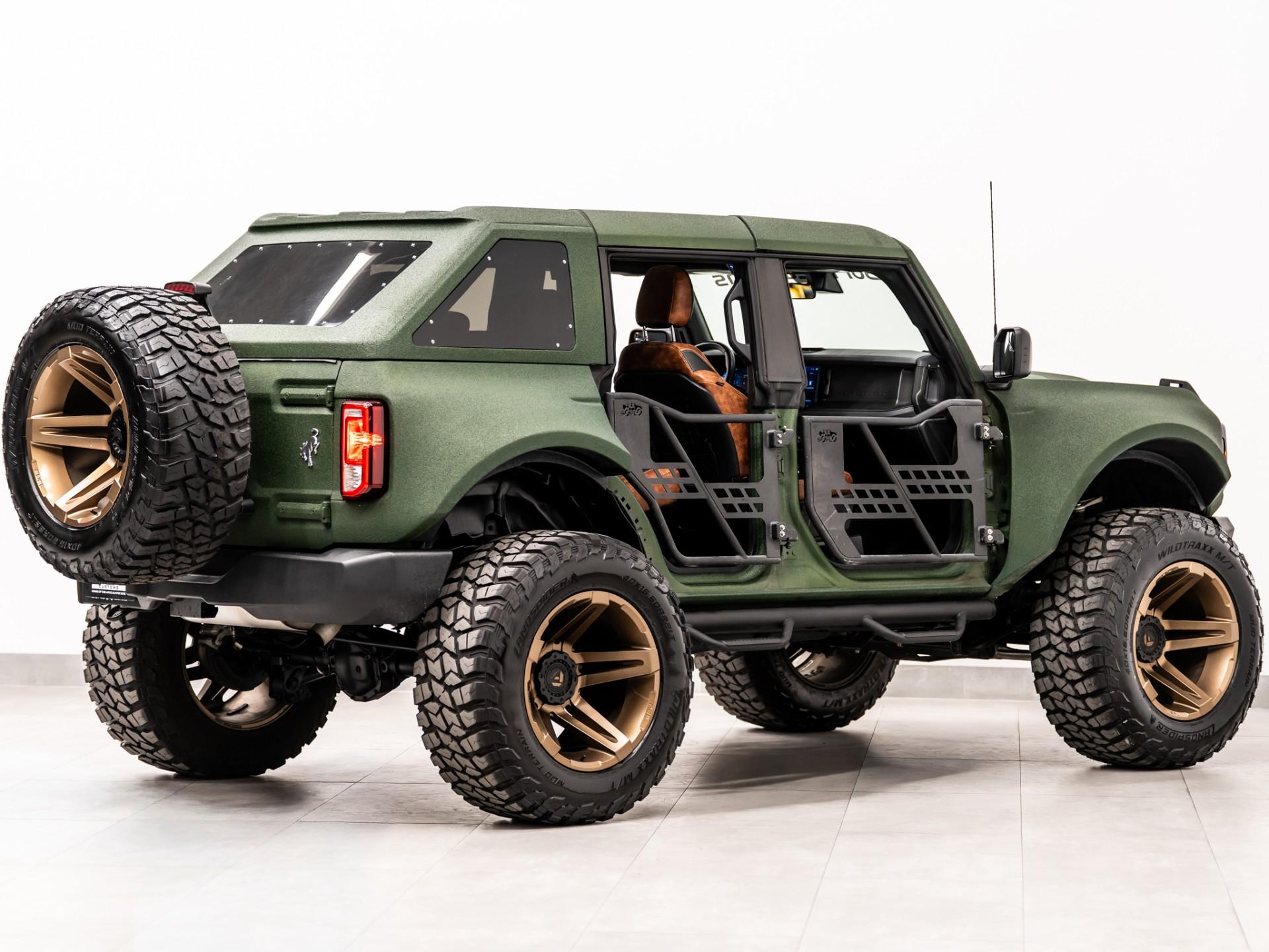 2024 FORD BRONCO 4X4 in Green, photo 12 of 53