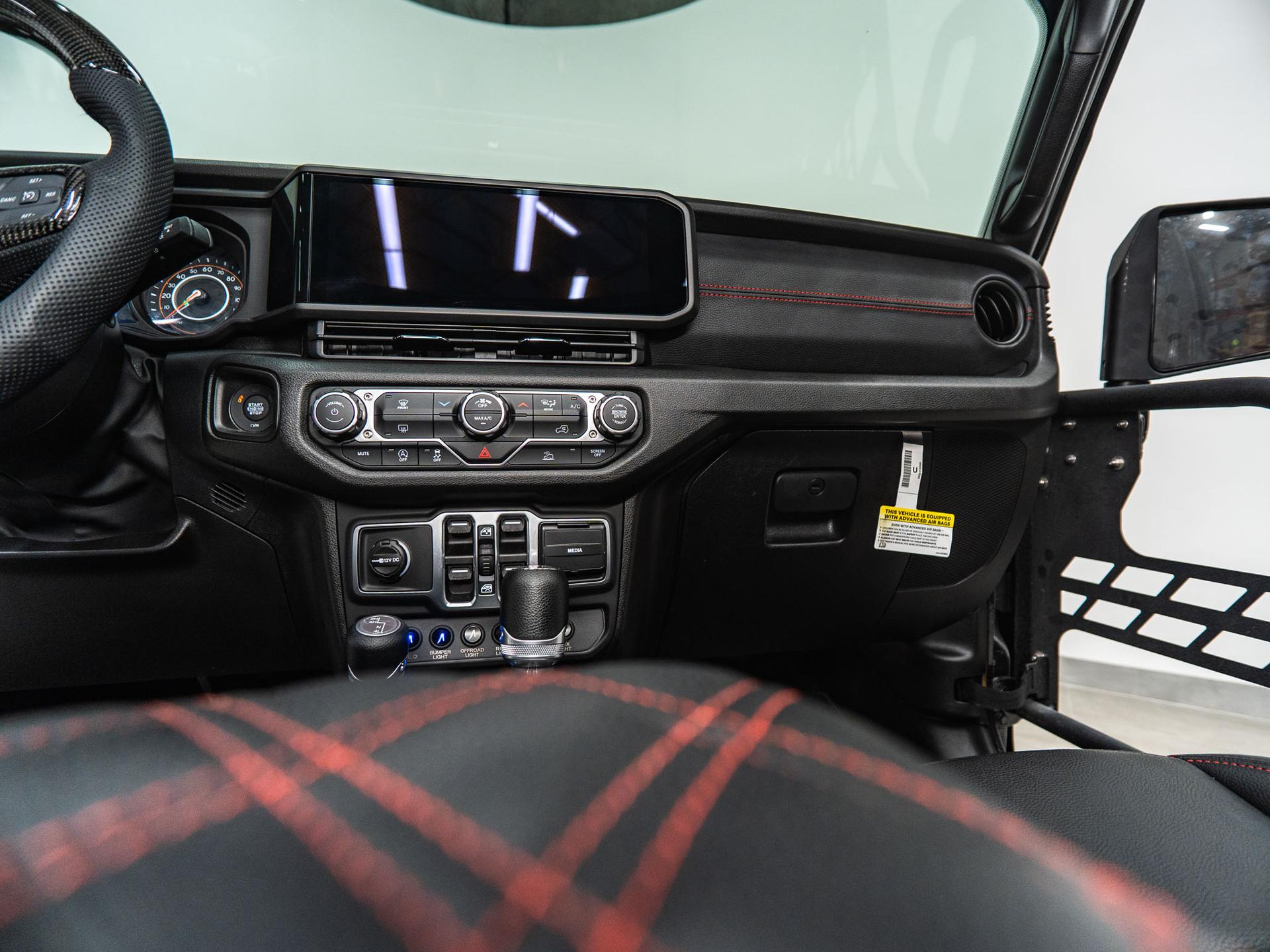 2026 JEEP WRANGLER 4X4 in Black, photo 34 of 60