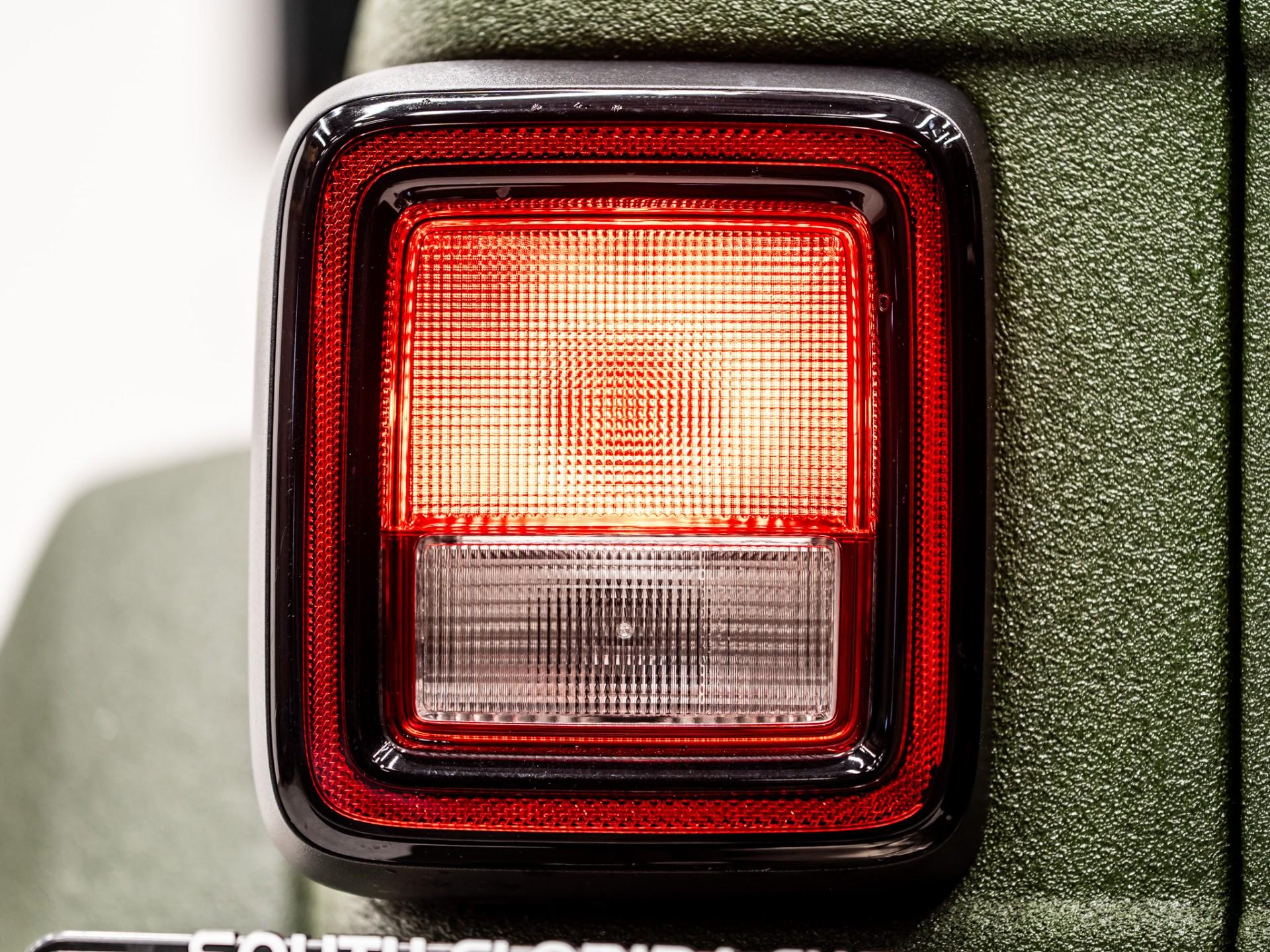 2026 JEEP WRANGLER 4X4 in Green, photo 11 of 49
