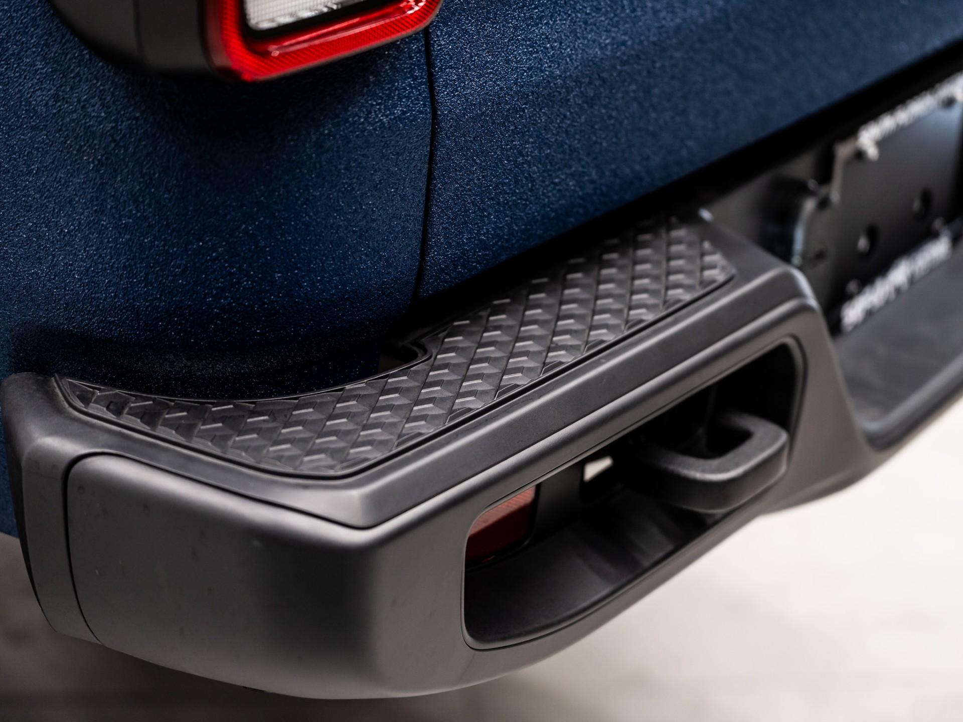 2026 JEEP GLADIATOR 4X4 in Navy, photo 16 of 50