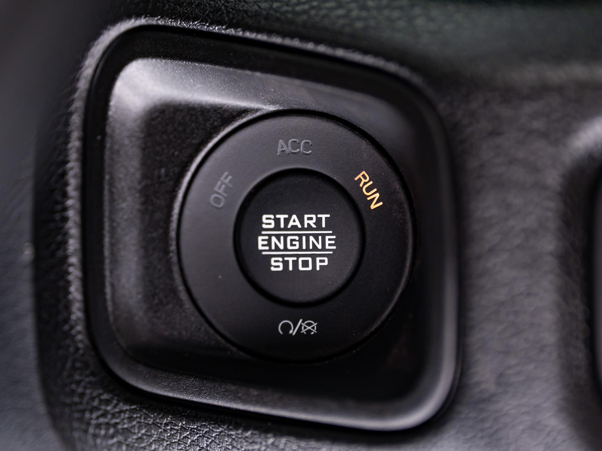2026 JEEP WRANGLER 4X4 in Green, photo 55 of 59