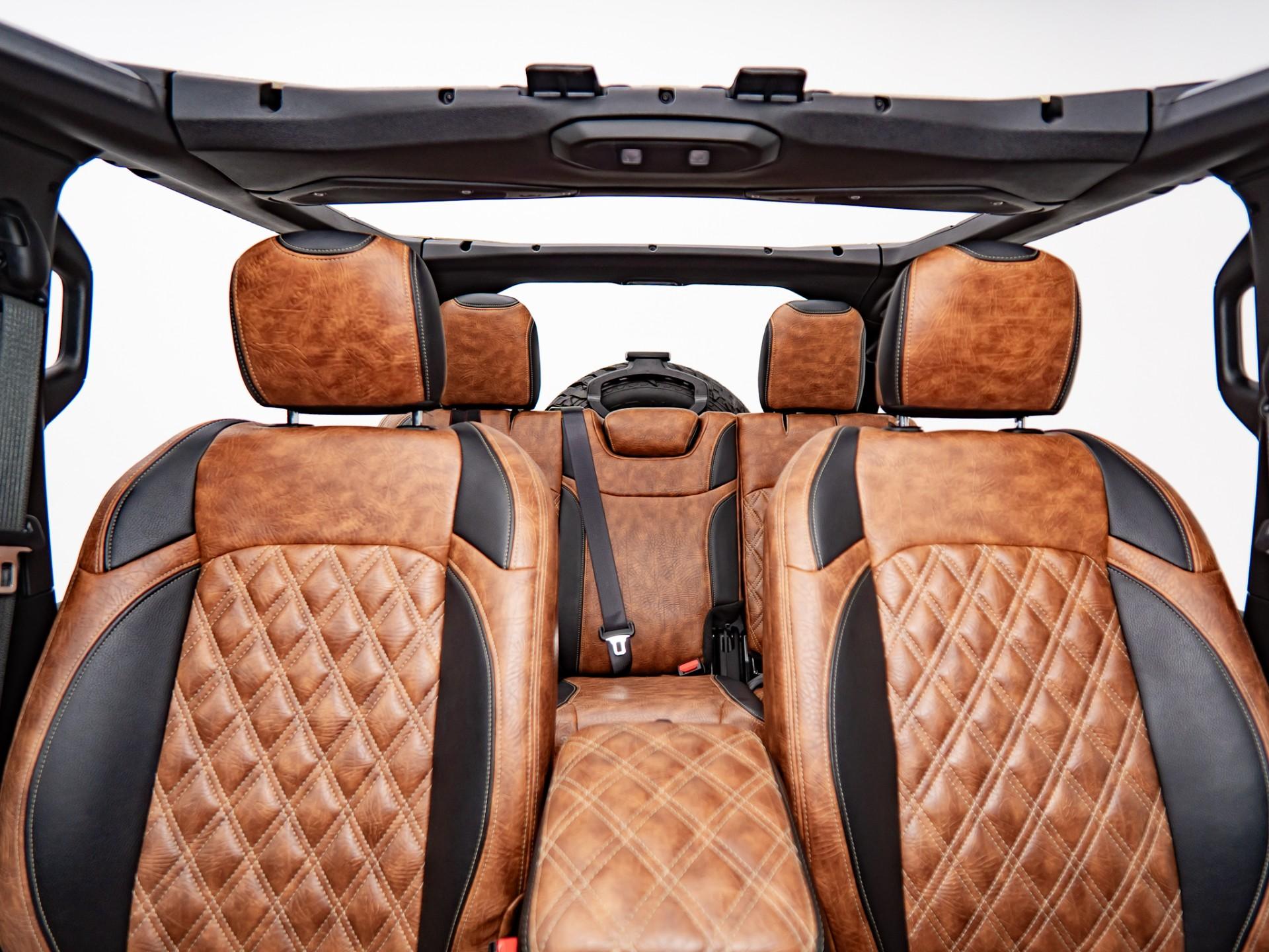 2026 JEEP WRANGLER 4X4 in tan, photo 31 of 54