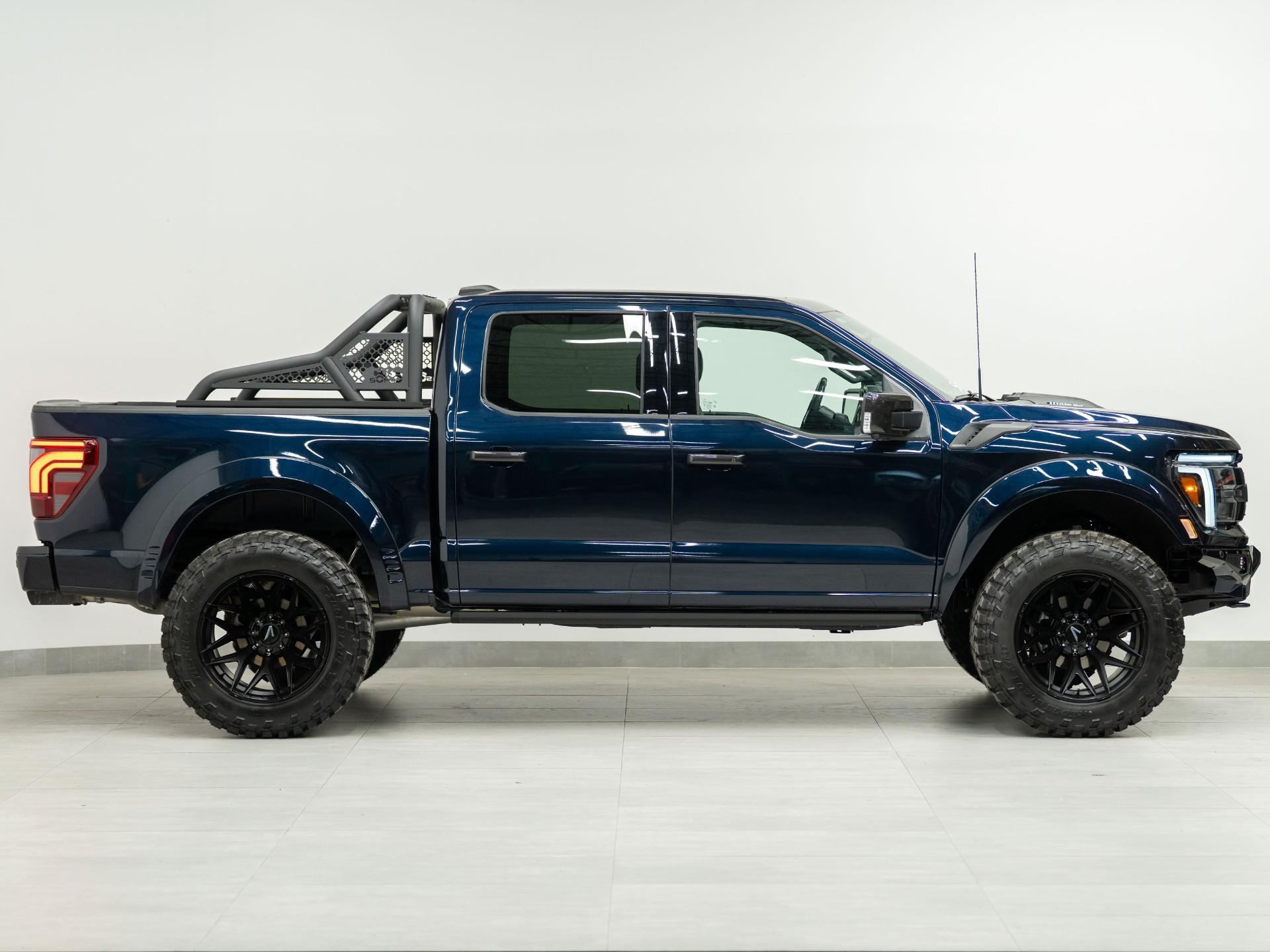 2025 FORD F-150 4X4 LARIAT in Antimatter Blue Metallic, photo 4 of 5