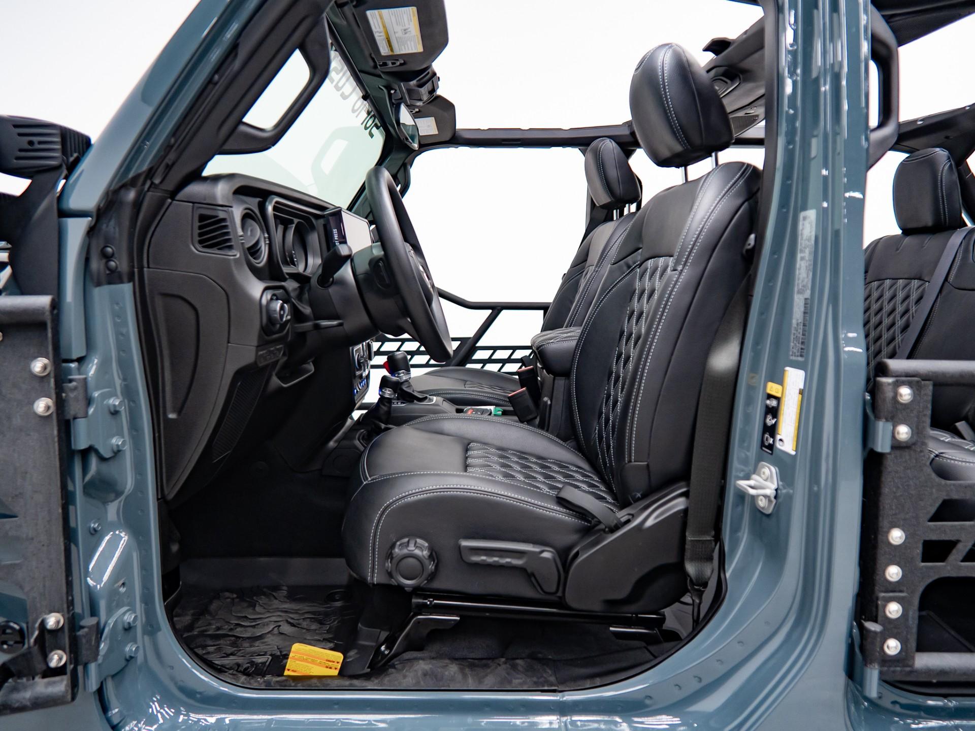 2026 JEEP WRANGLER 4X4 in Anvil Clearcoat, photo 25 of 59