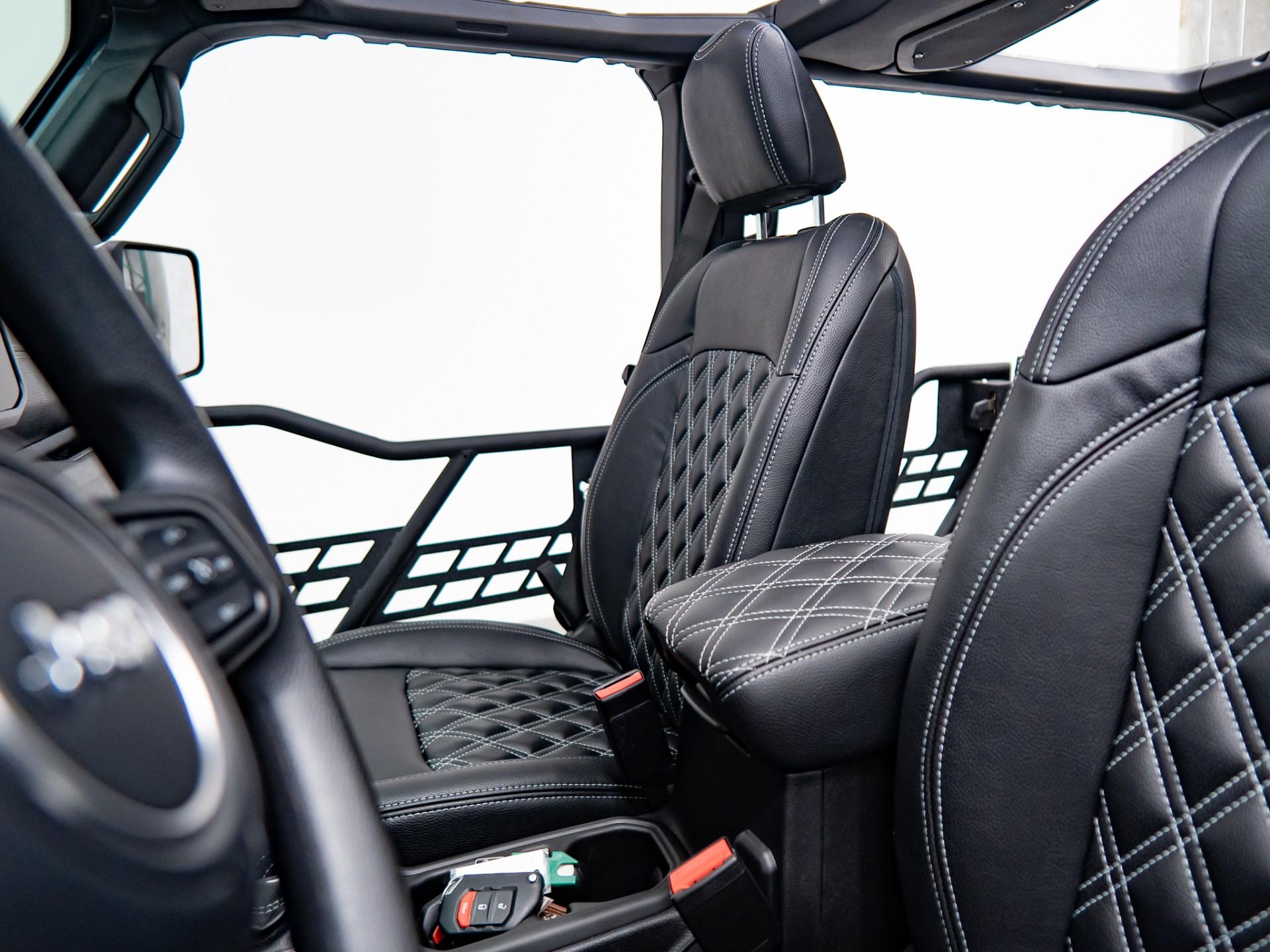 2026 JEEP WRANGLER 4X4 in Anvil Clearcoat, photo 27 of 59