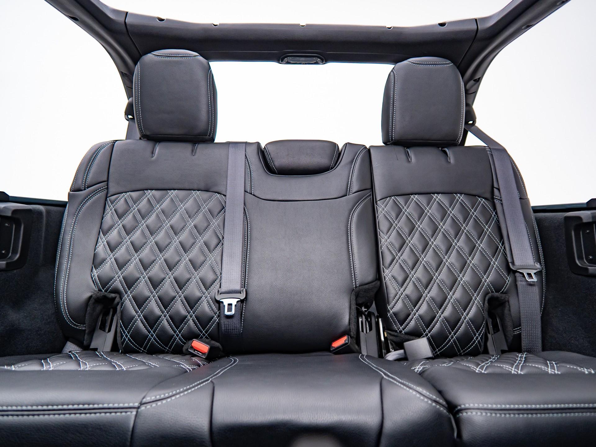 2026 JEEP WRANGLER 4X4 in Anvil Clearcoat, photo 28 of 59
