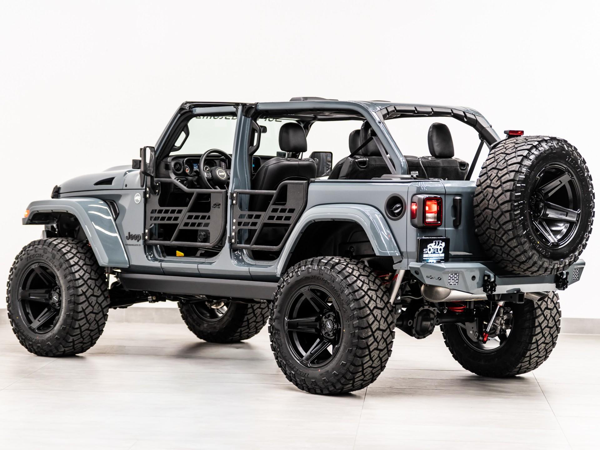 2026 JEEP WRANGLER 4X4 in Anvil Clearcoat, photo 14 of 59