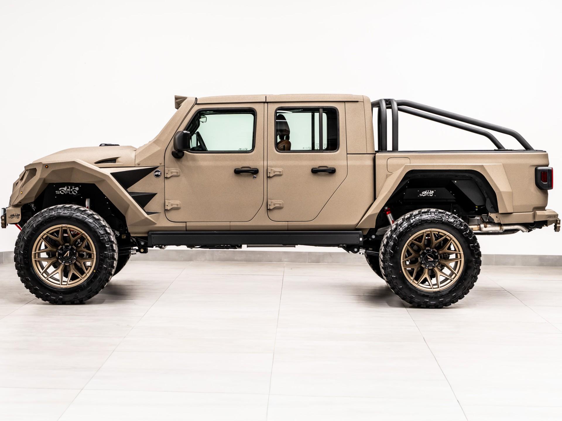 2026 JEEP GLADIATOR 4X4 in Tan, photo 18 of 60
