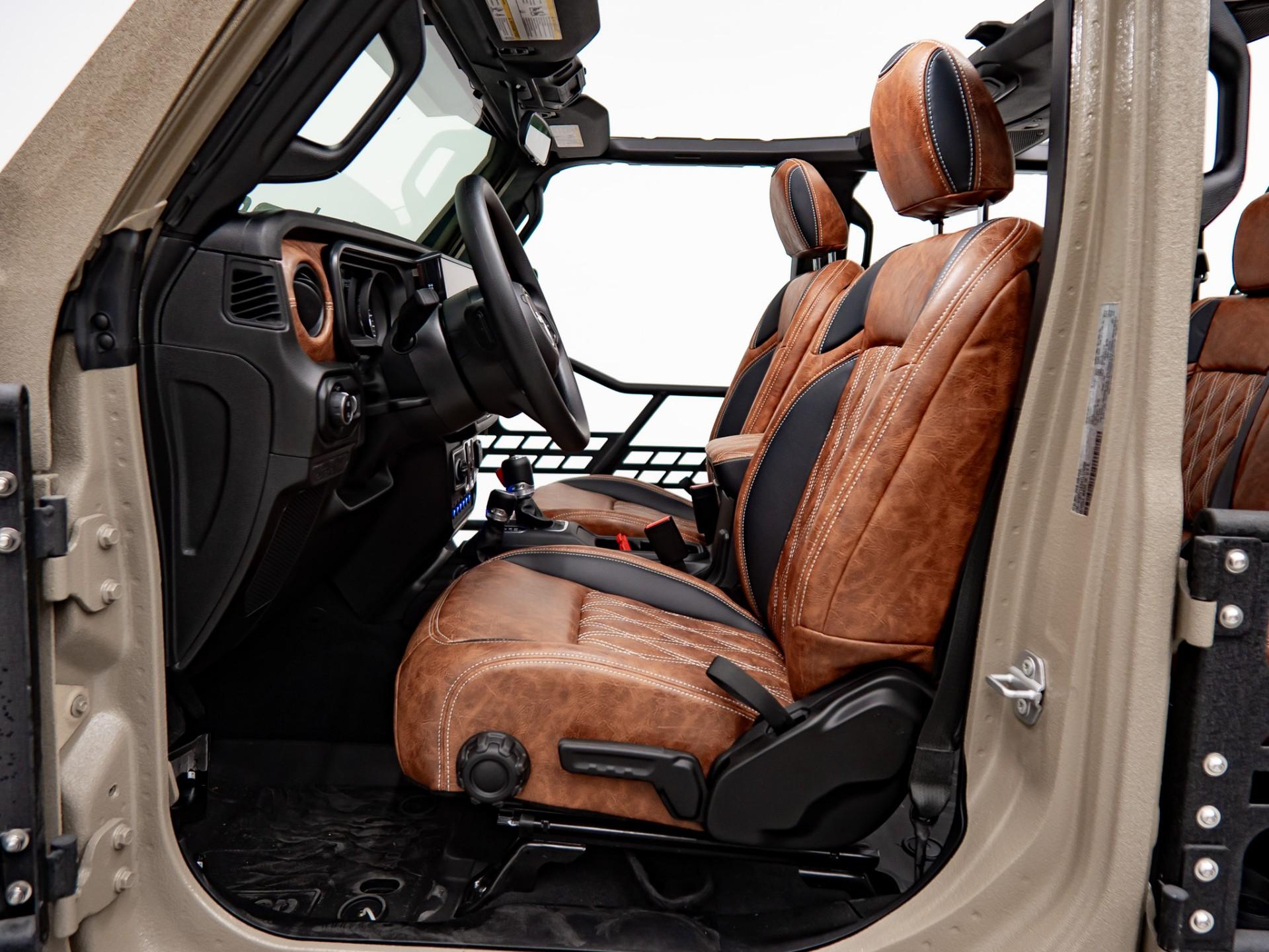 2026 JEEP GLADIATOR 4X4 in Tan, photo 39 of 60