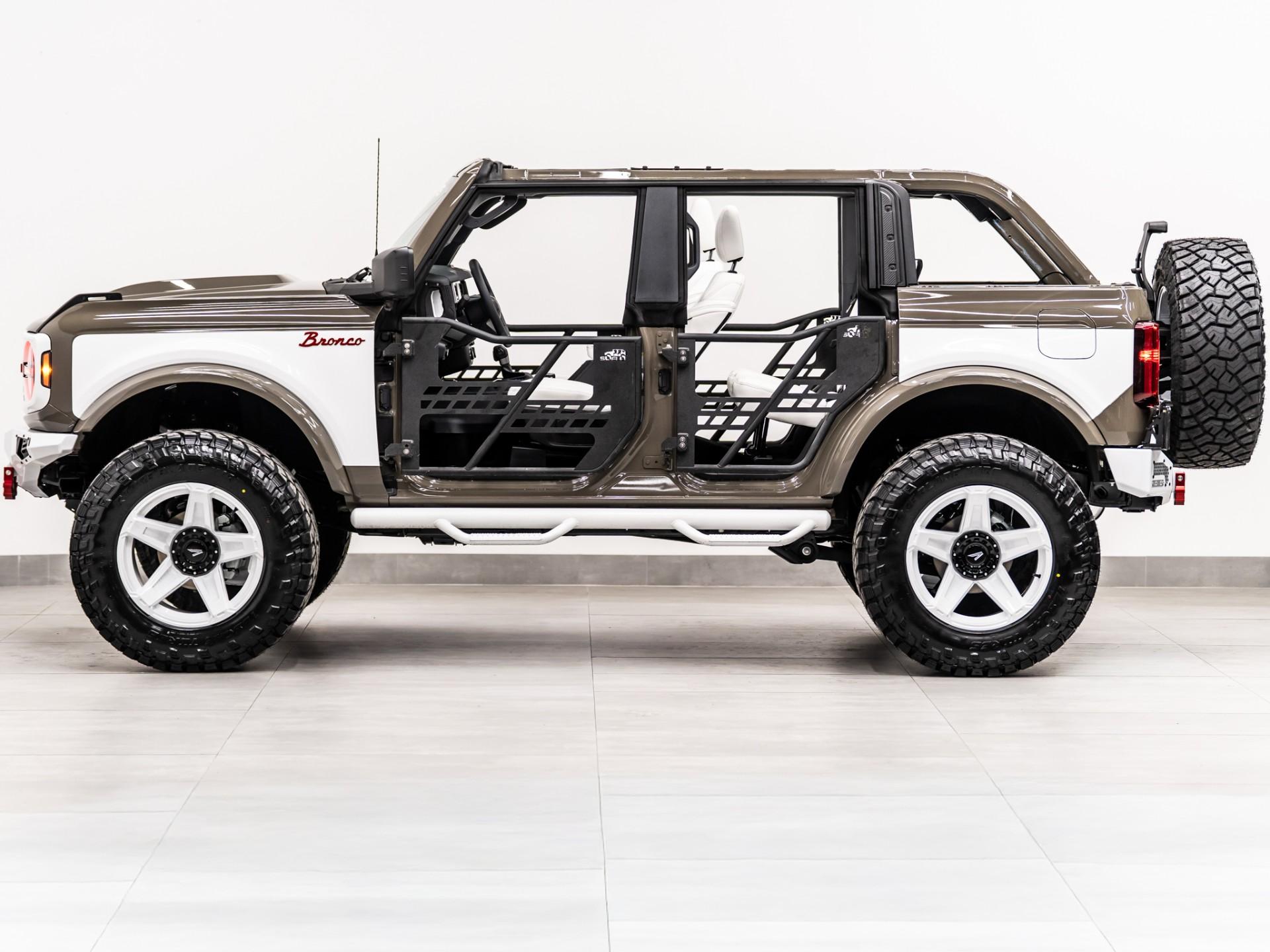 2026 FORD BRONCO 4X4 in Marsh Gray, photo 22 of 60
