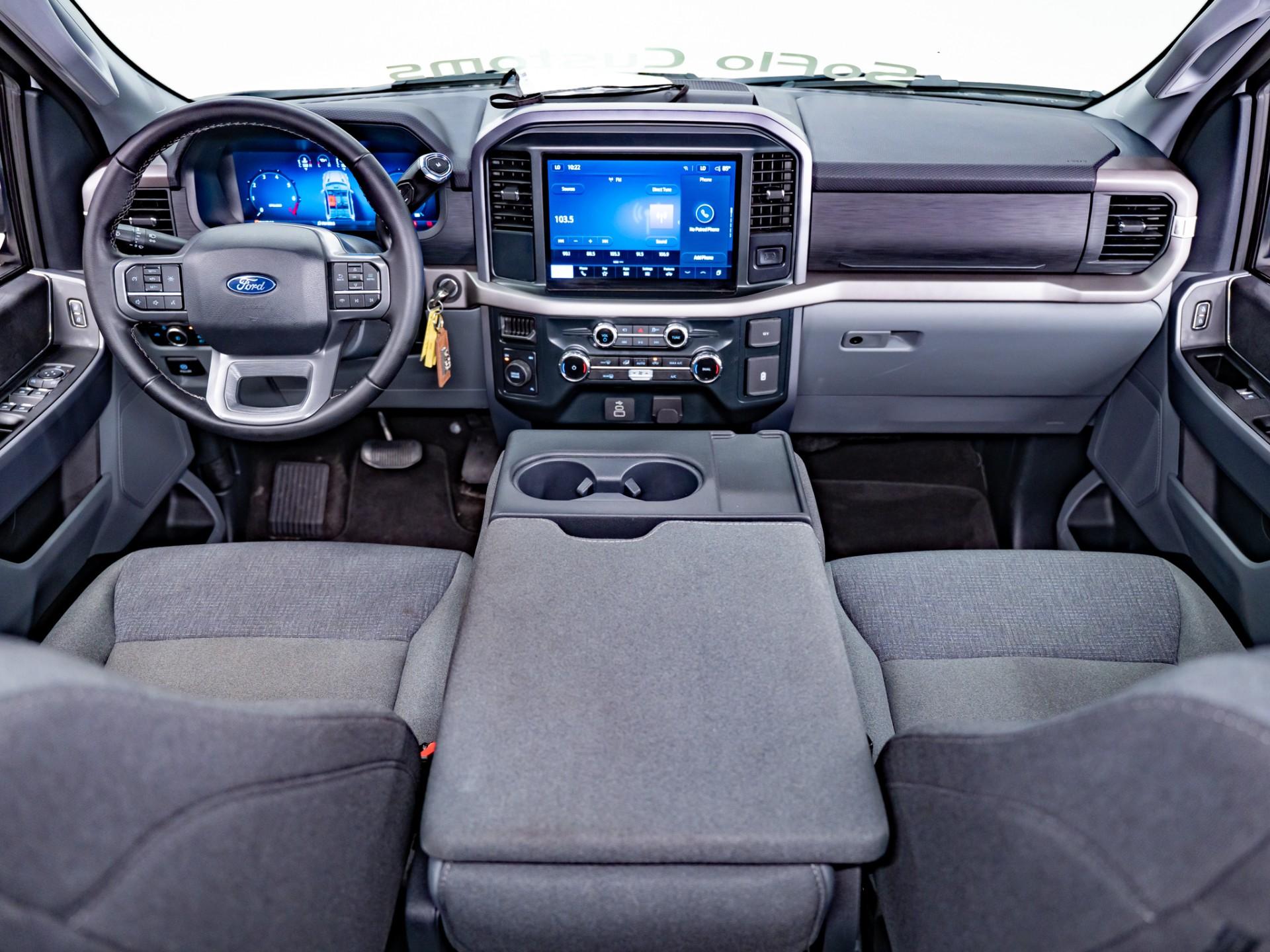 2025 FORD F-150 4X4 in Oxford White, photo 4 of 50