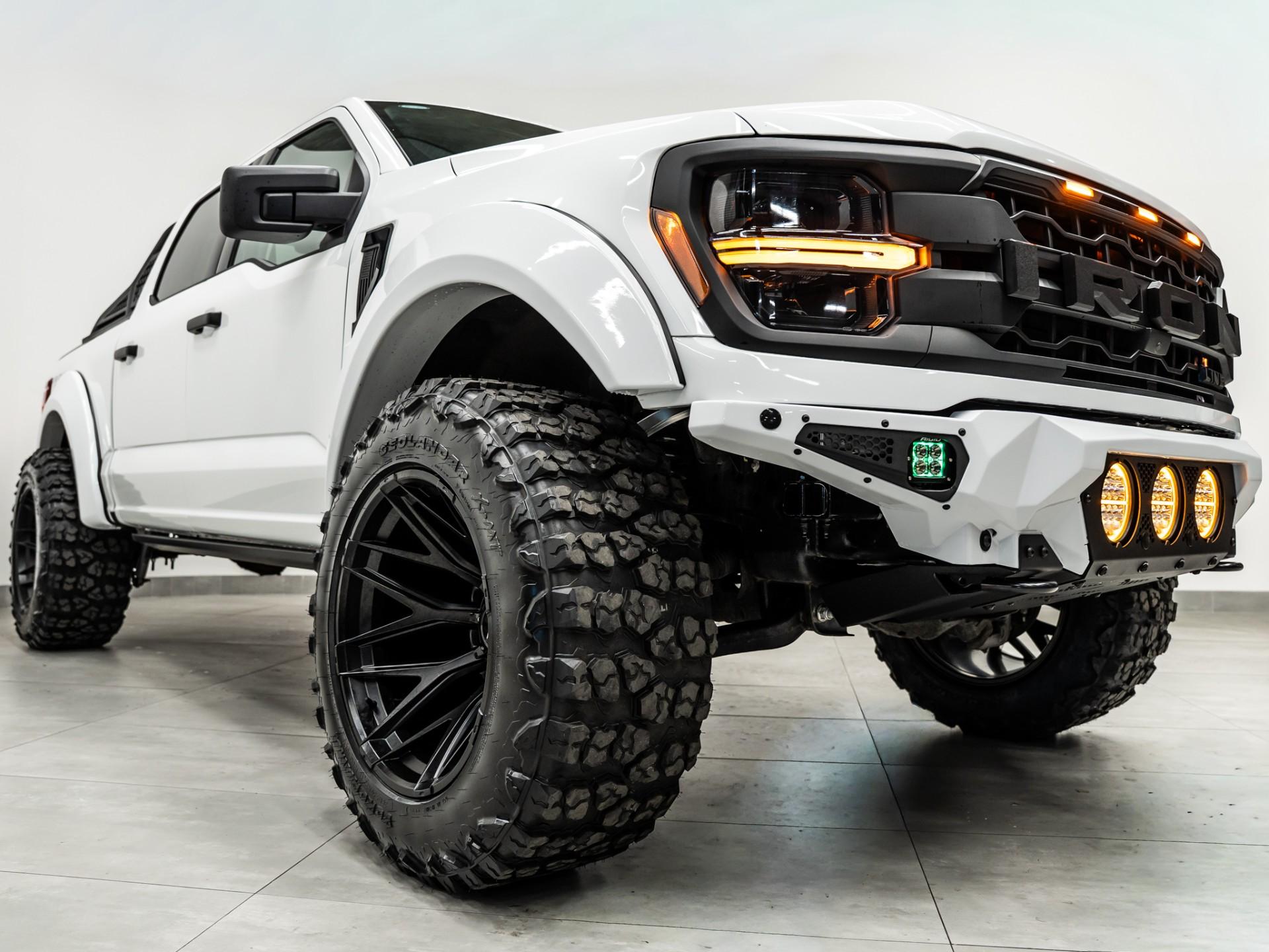 2025 FORD F-150 4X4 in Oxford White, photo 7 of 50