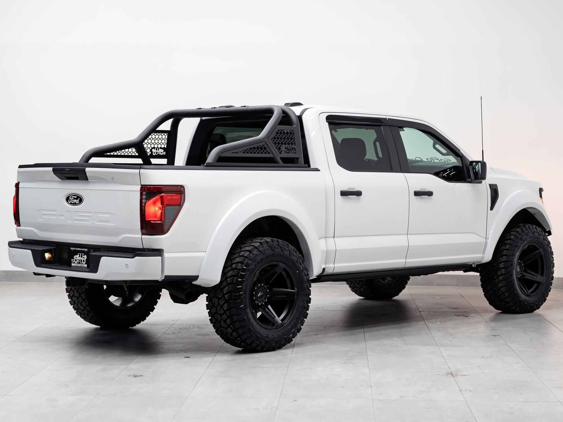 2025 FORD F-150 4X4 in Oxford White, photo 7 of 27