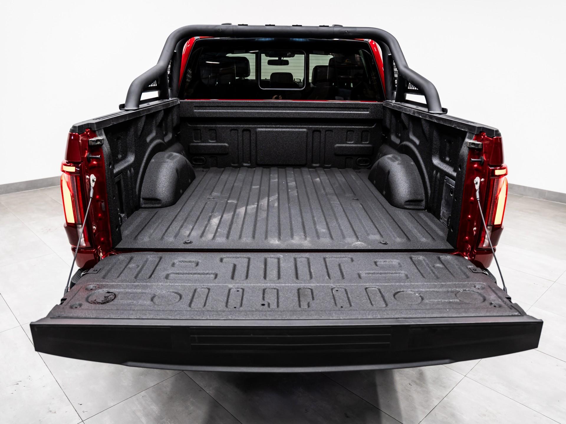 2025 FORD F-150 LARIAT 4X4 in Rapid Red Metallic Tinted Clearcoat, photo 25 of 49