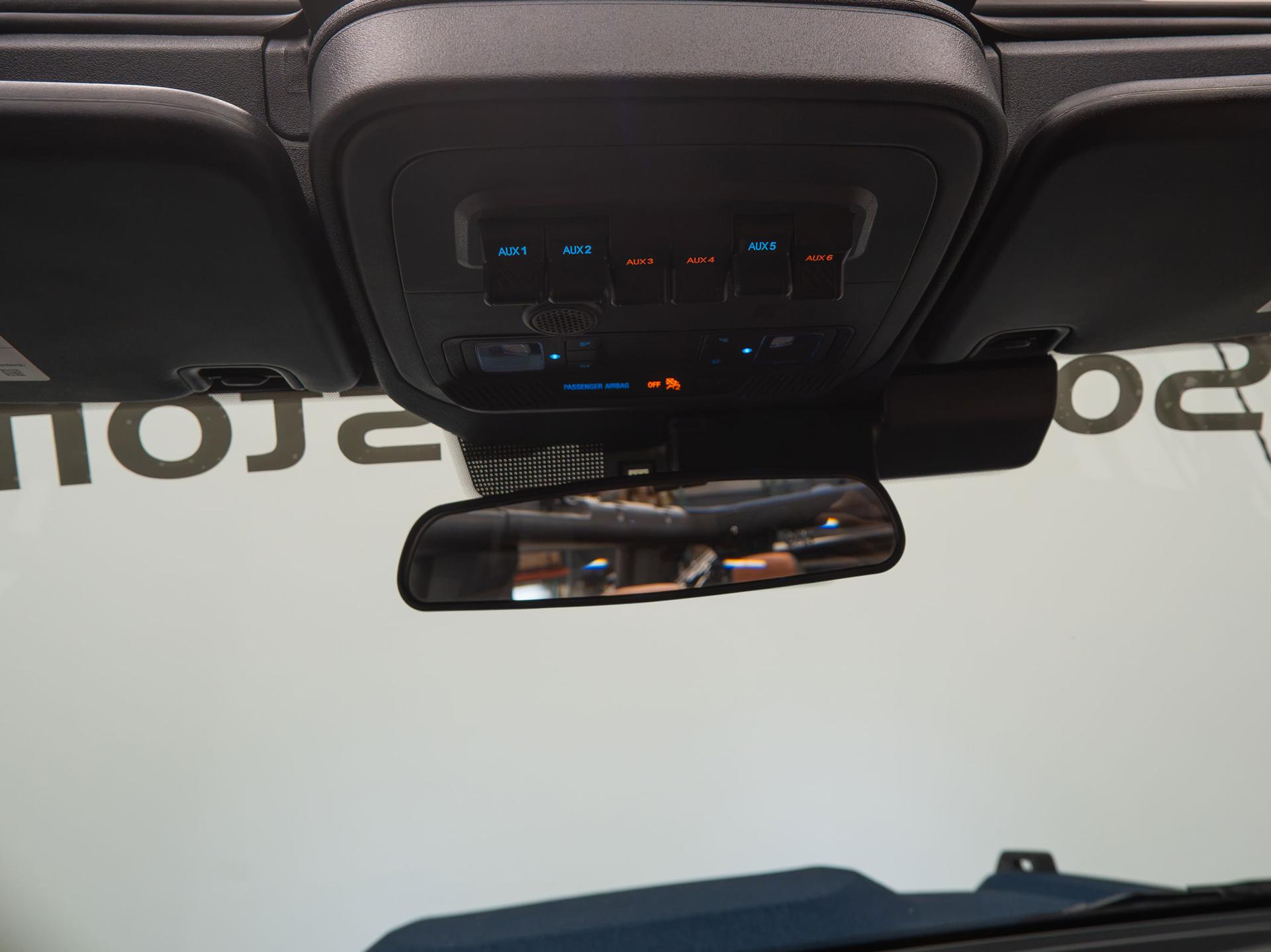 2025 FORD BRONCO 4X4 in Navy, photo 18 of 60