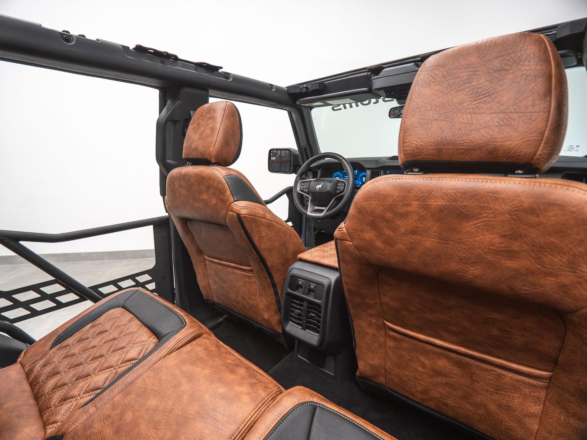 2025 FORD BRONCO 4X4 in Navy, photo 25 of 60