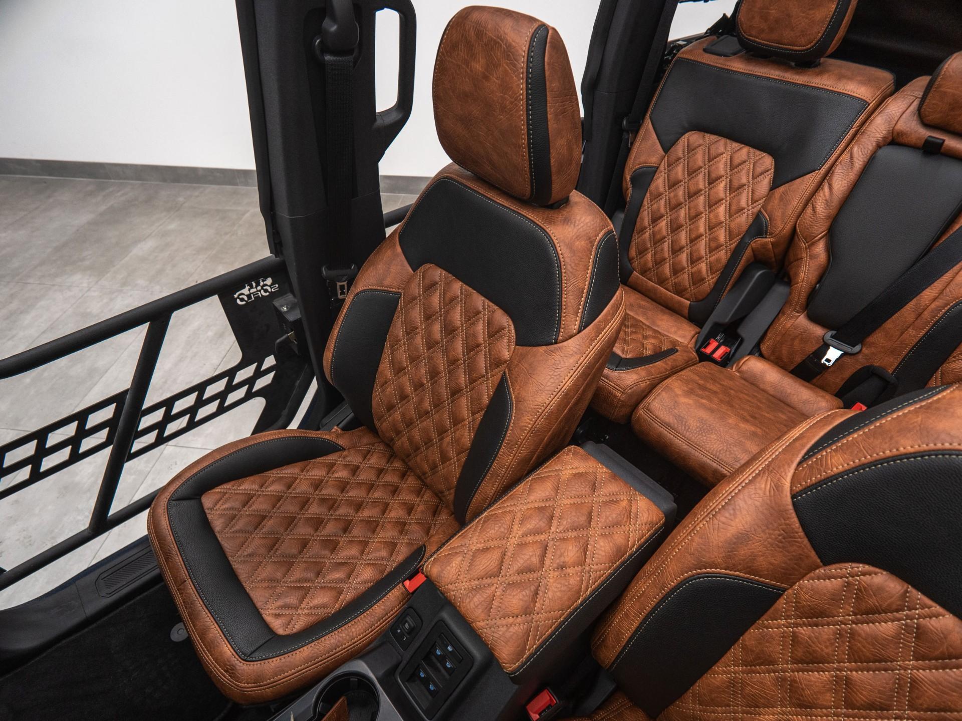 2025 FORD BRONCO 4X4 in Navy, photo 30 of 60