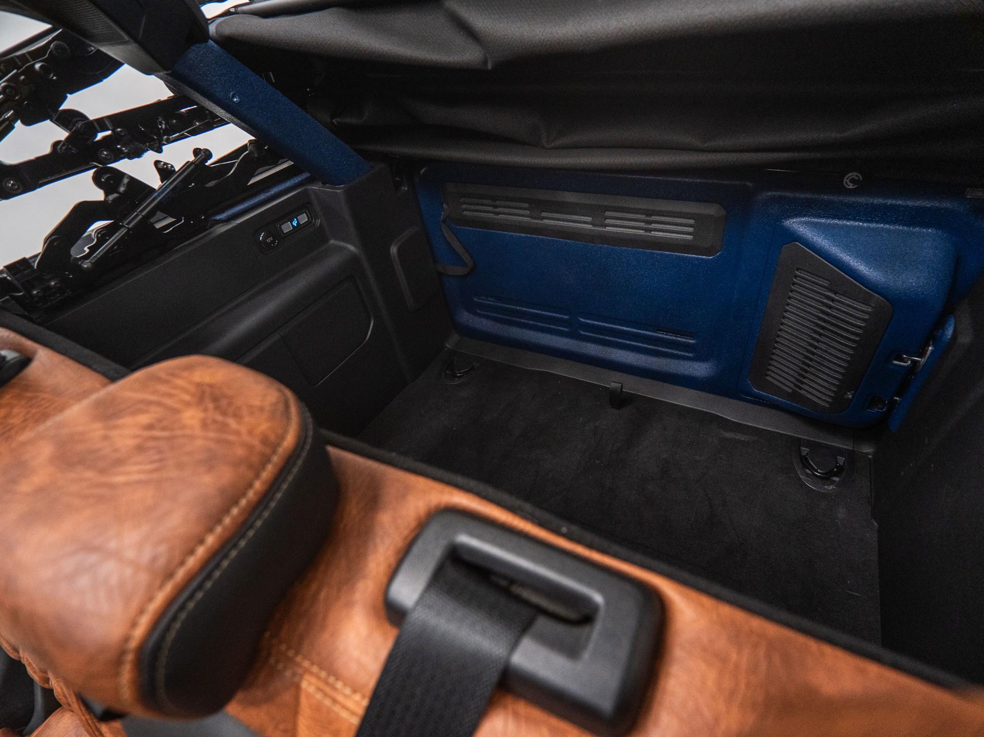 2025 FORD BRONCO 4X4 in Navy, photo 34 of 60