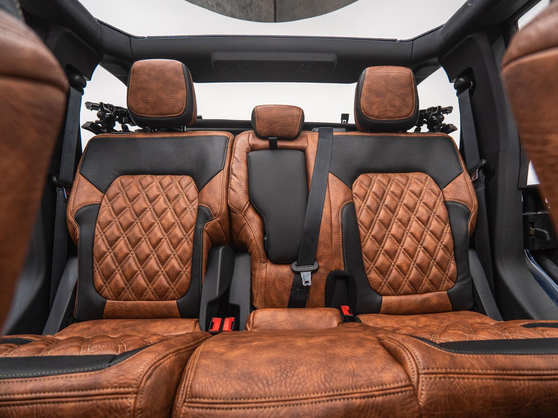 2025 FORD BRONCO 4X4 in Navy, photo 40 of 60