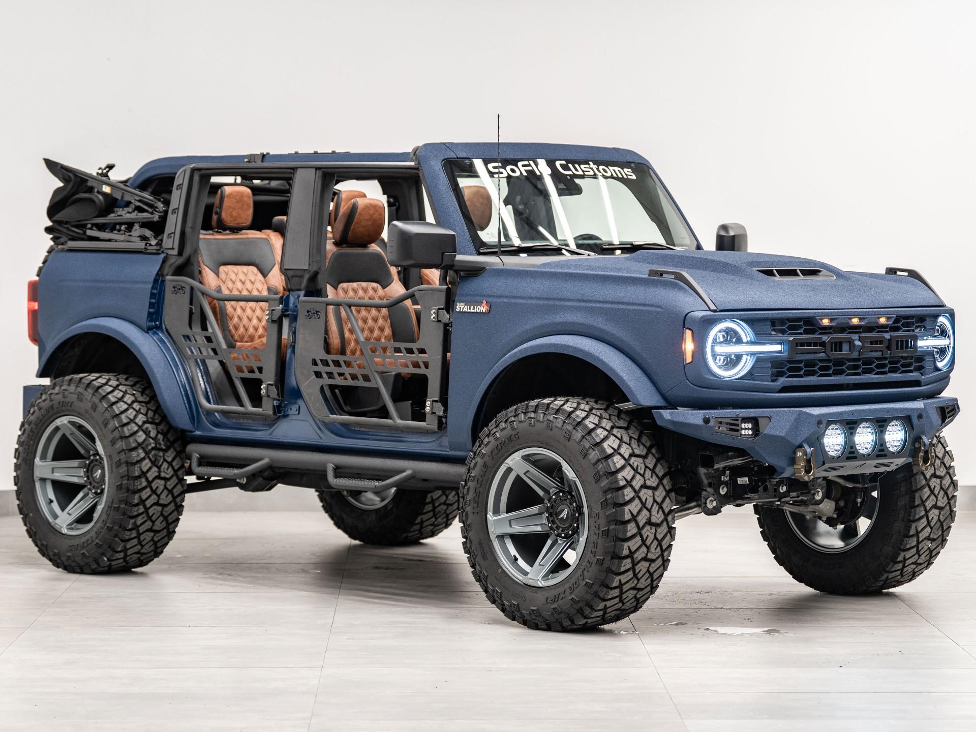 2025 FORD BRONCO 4X4 in Navy, photo 12 of 60