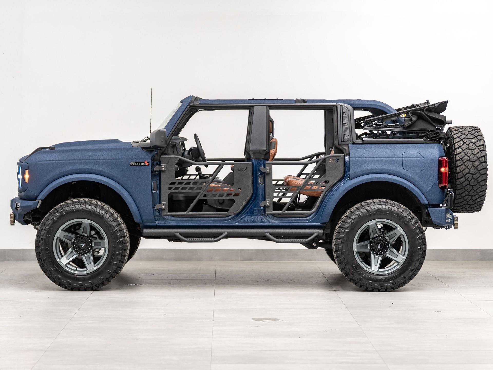 2025 FORD BRONCO 4X4 in Navy, photo 17 of 60