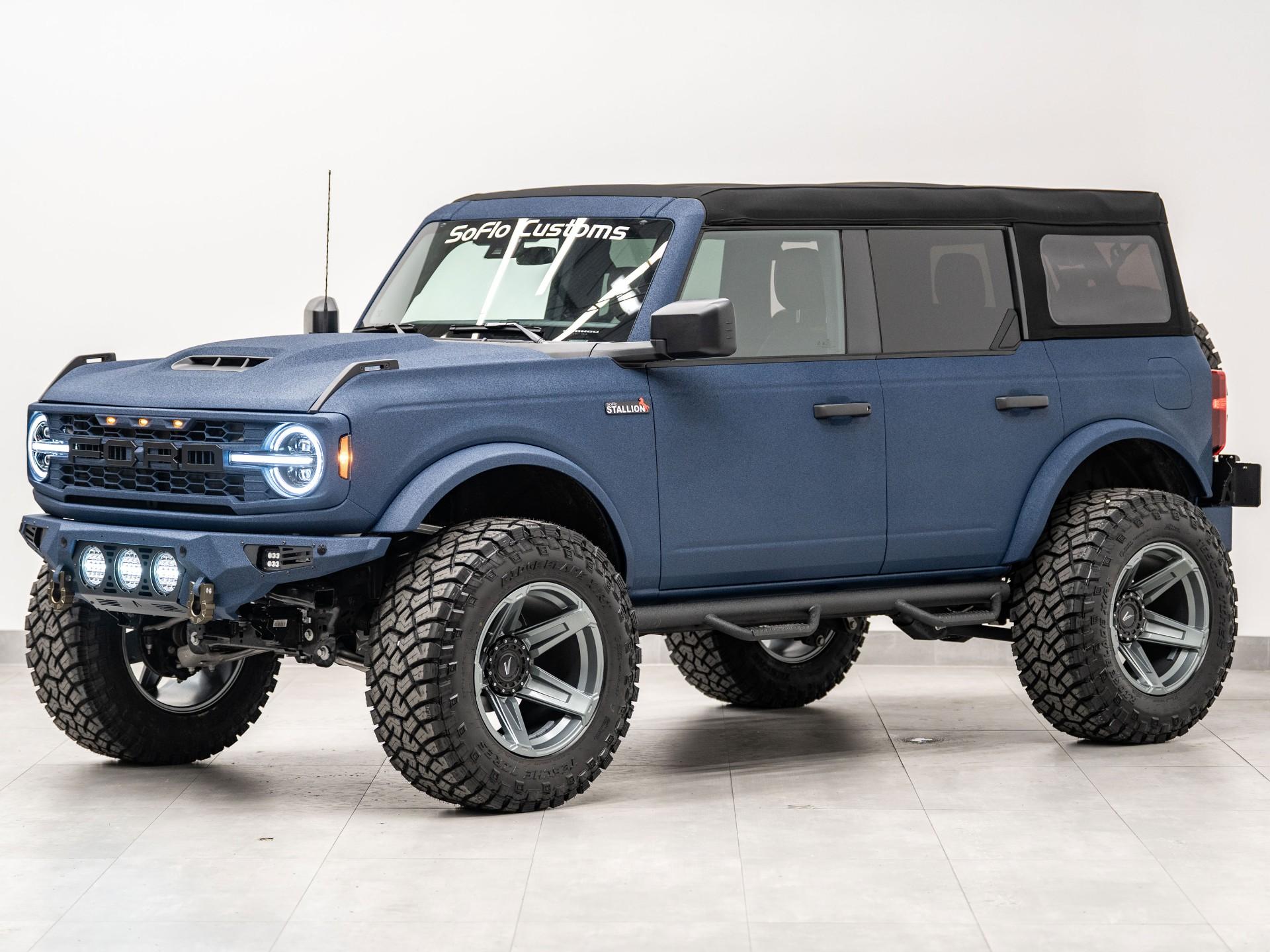 2025 FORD BRONCO 4X4 in Navy, photo 2 of 60