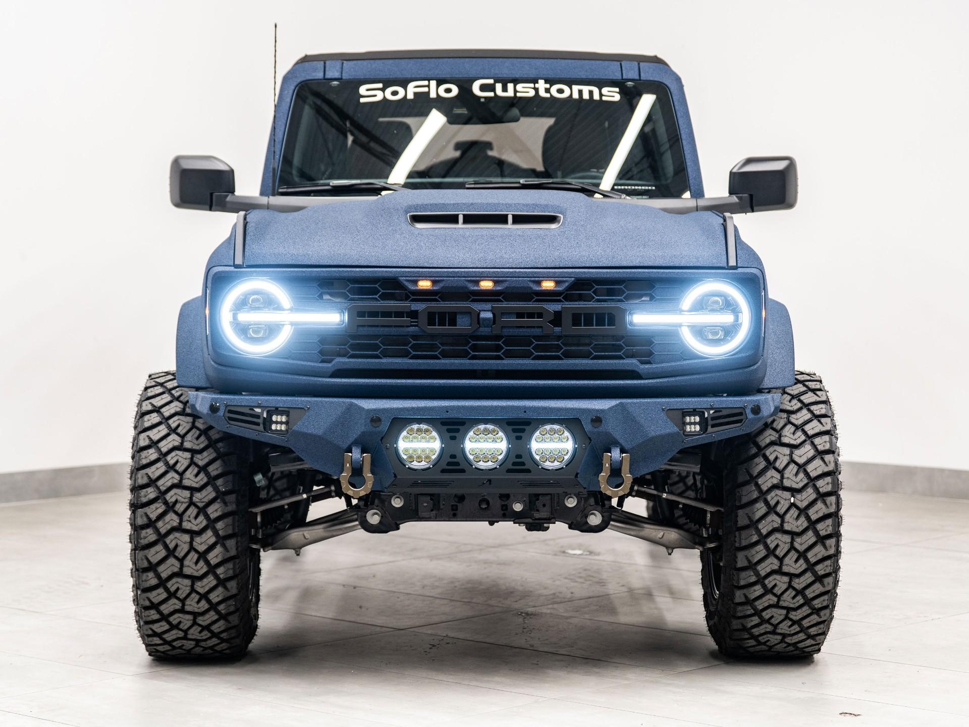 2025 FORD BRONCO 4X4 in Navy, photo 4 of 60