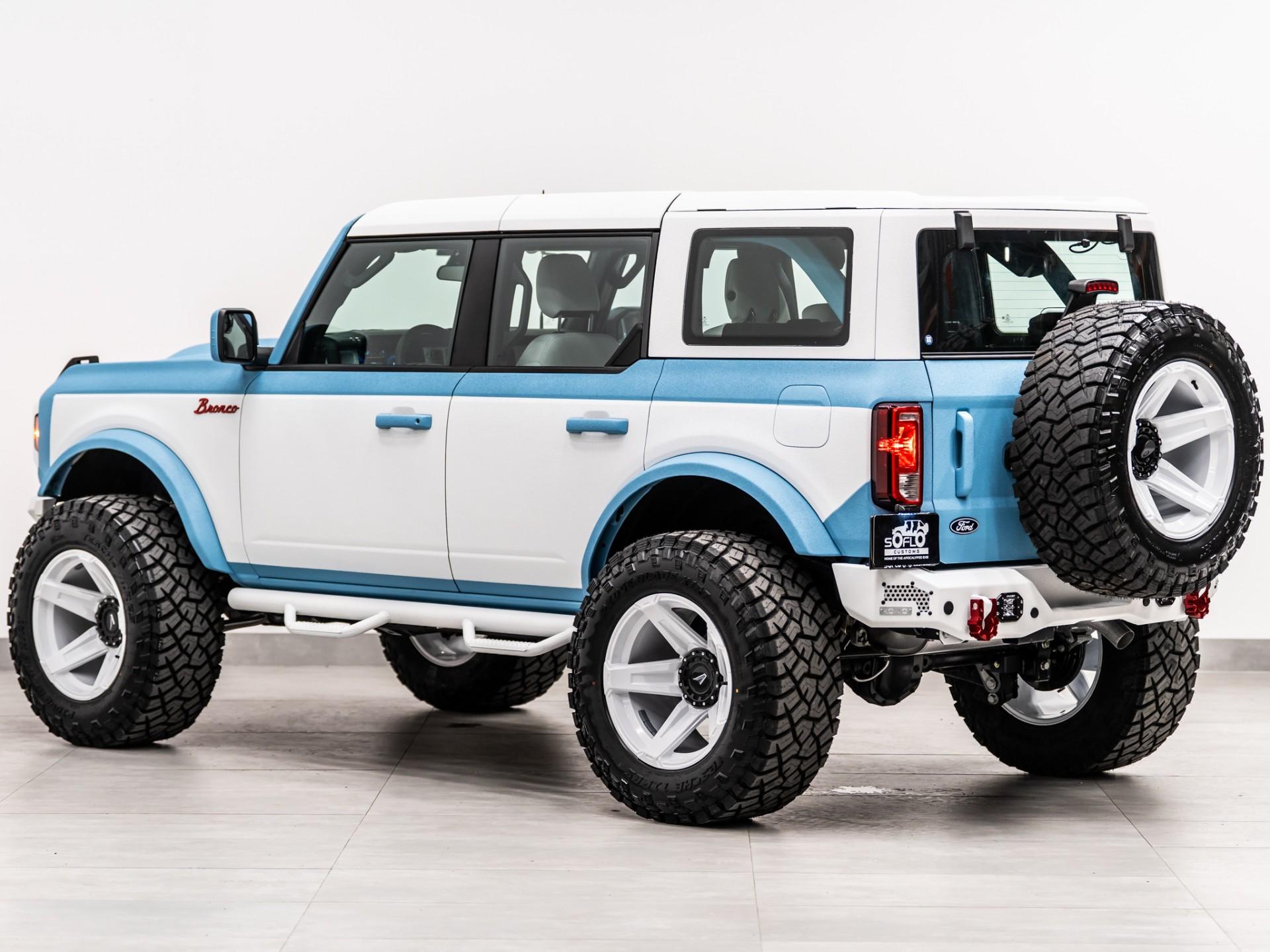 2026 FORD BRONCO 4X4 in Baby Blue, photo 9 of 55