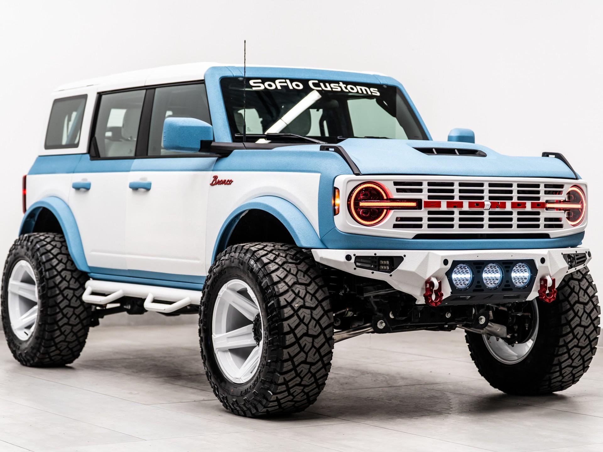 2026 FORD BRONCO 4X4 in Baby Blue, photo 4 of 55