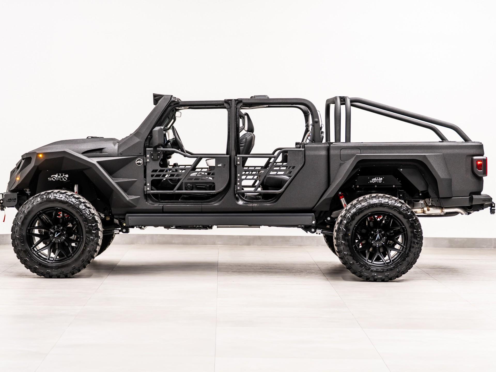 2026 JEEP GLADIATOR 4X4 in Black, photo 32 of 60