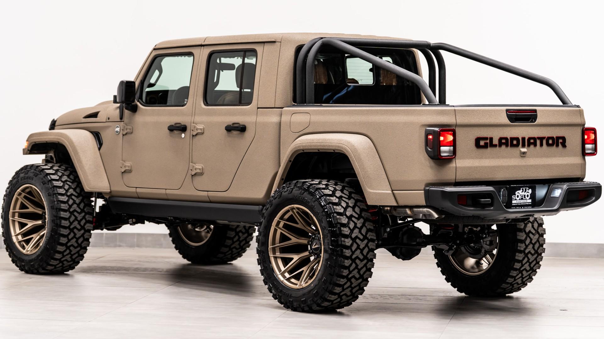 2026 JEEP GLADIATOR 4X4 in Tan, photo 16 of 60